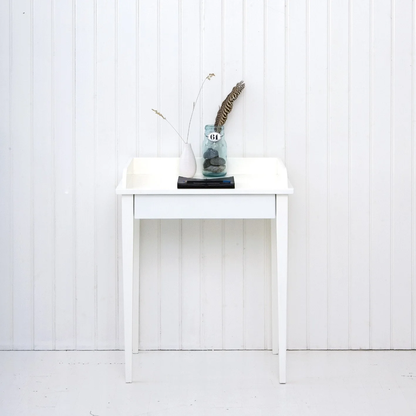 oliver-furniture_091011.jpg
