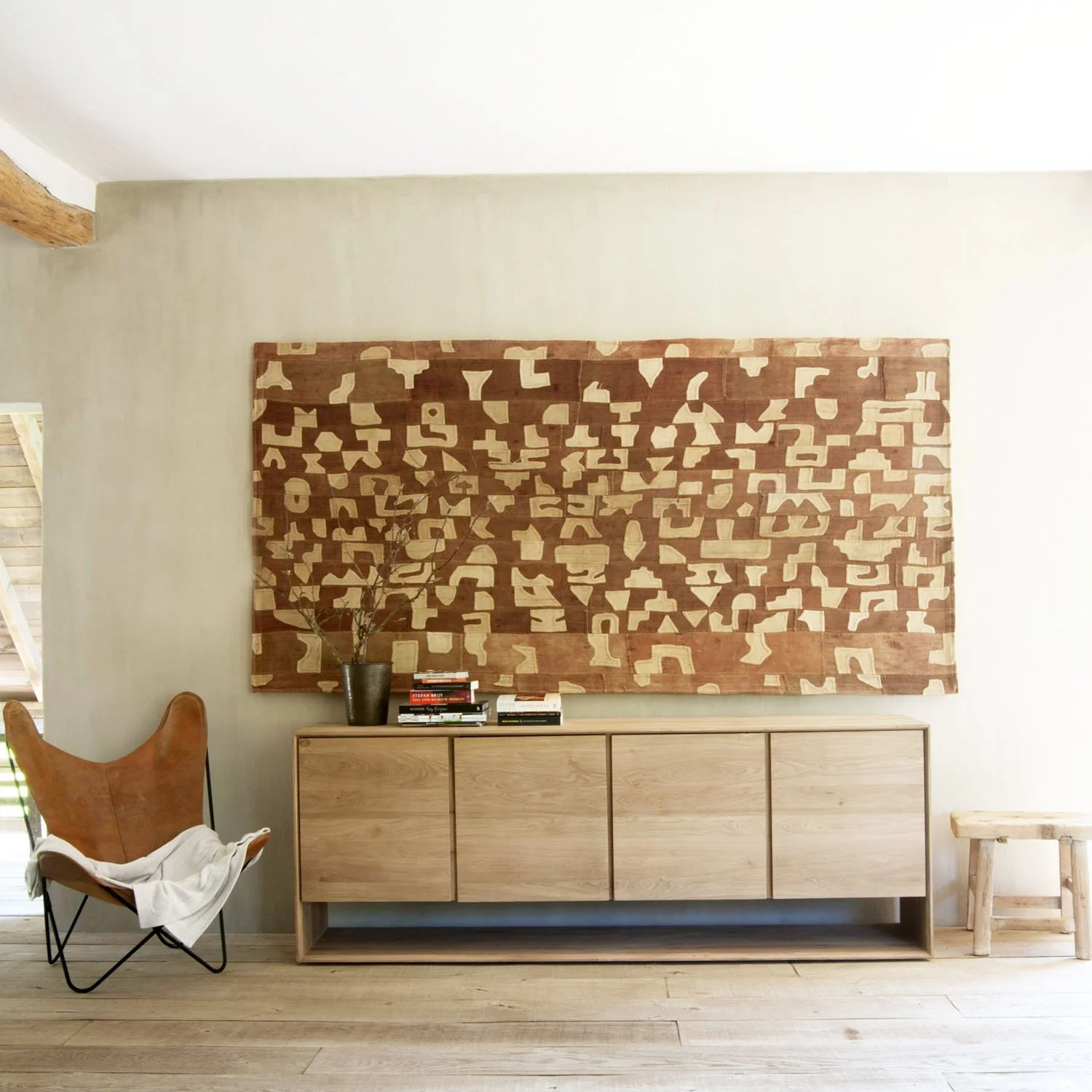 1051438-Ethnicraft-Eiche-Sideboard-Nordic-4-Türen-210,4x45x78_01.jpg