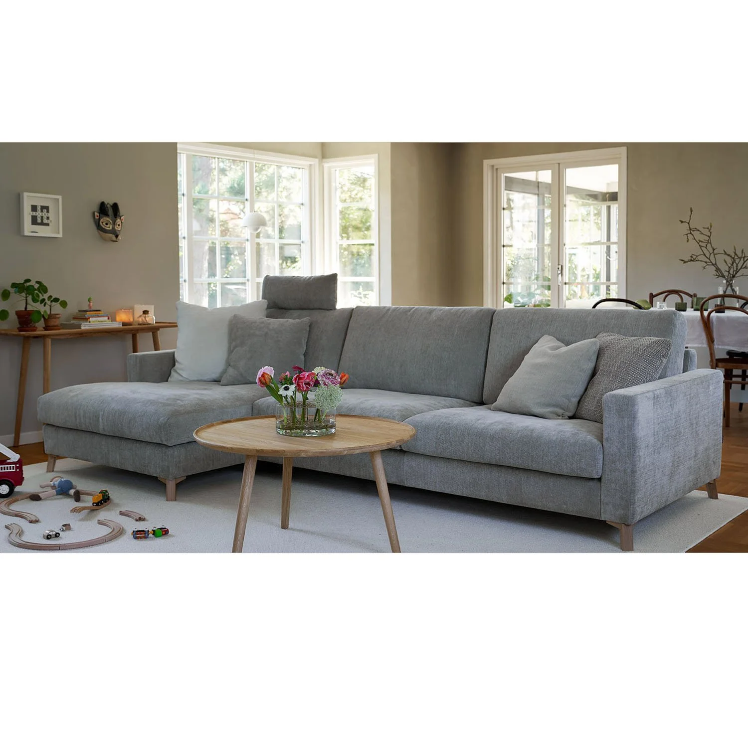 QUATTRO_arrangement_set2_headrest_gobi_kotton2_beige_4.jpg