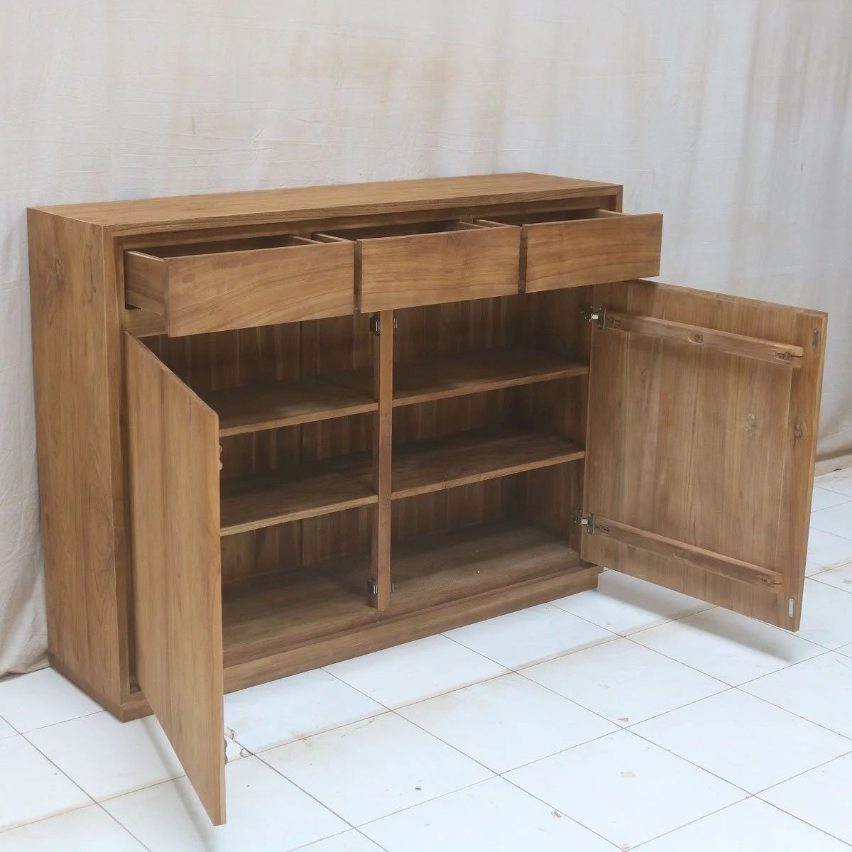 2022-Sideboard-Schildow-02.JPG