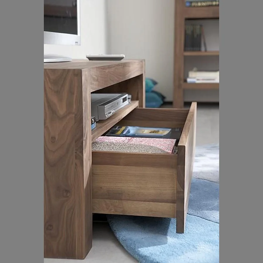 ethnicraft-double-walnut_700_1.jpg