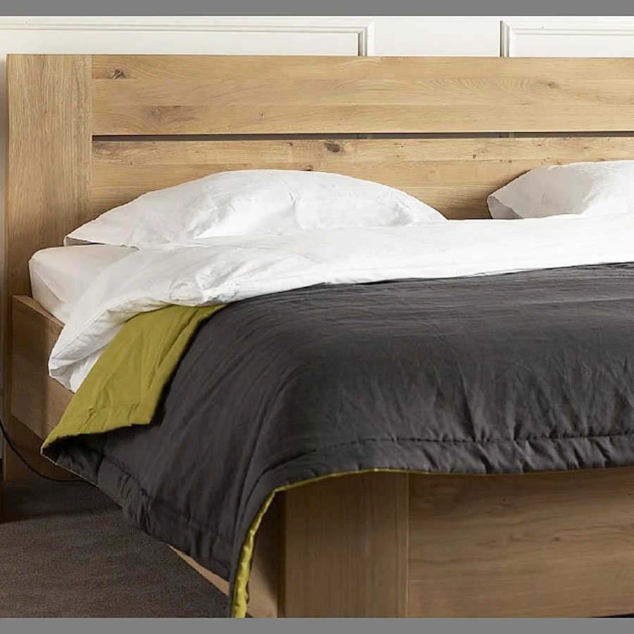 ethnicraft-oak-azur_oak azur bett schön.jpg