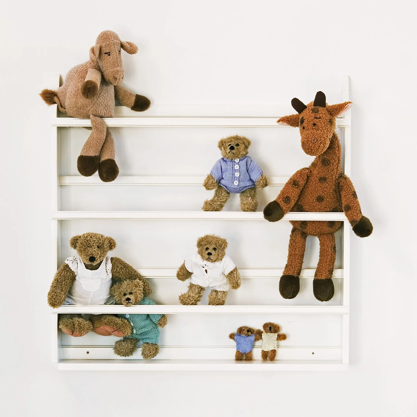 oliver-furniture_091516.jpg