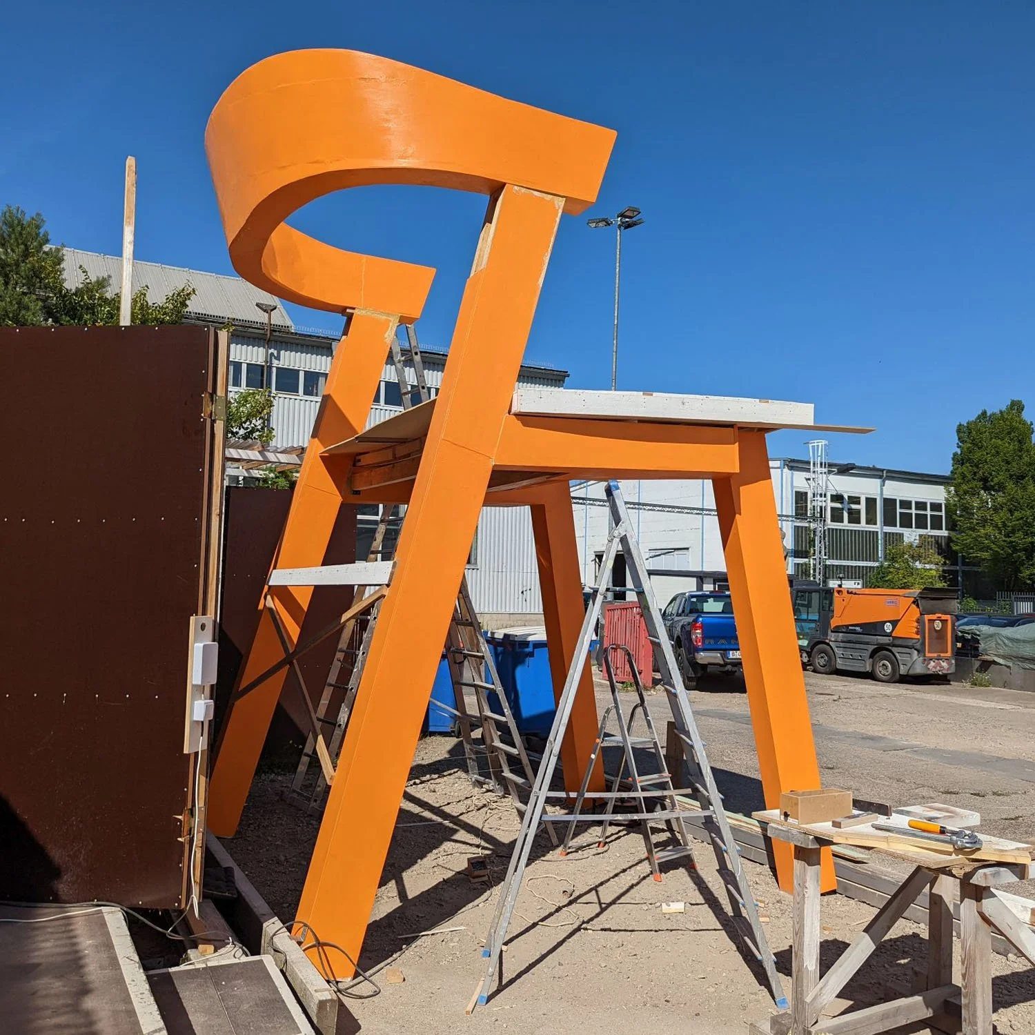2022-07-27-Stuhl-Phase-2-Exedra_2224.jpg