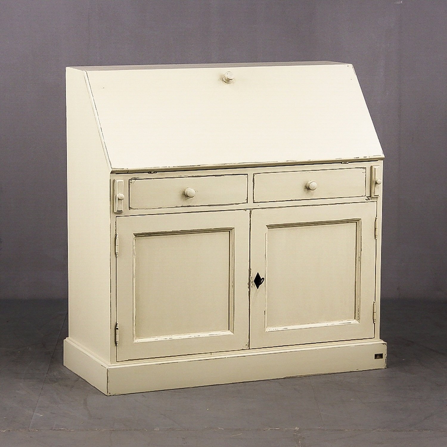 Durieux-sekretaer-maika-45D245_00.jpg