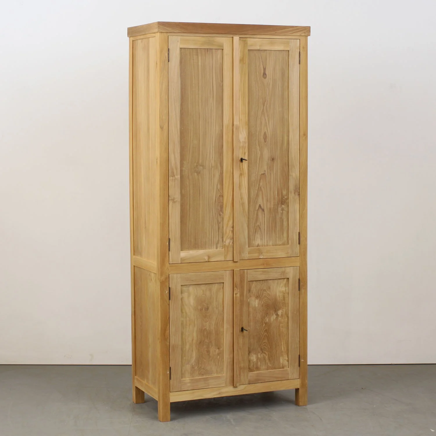 2012-Aktenschrank-01.JPG