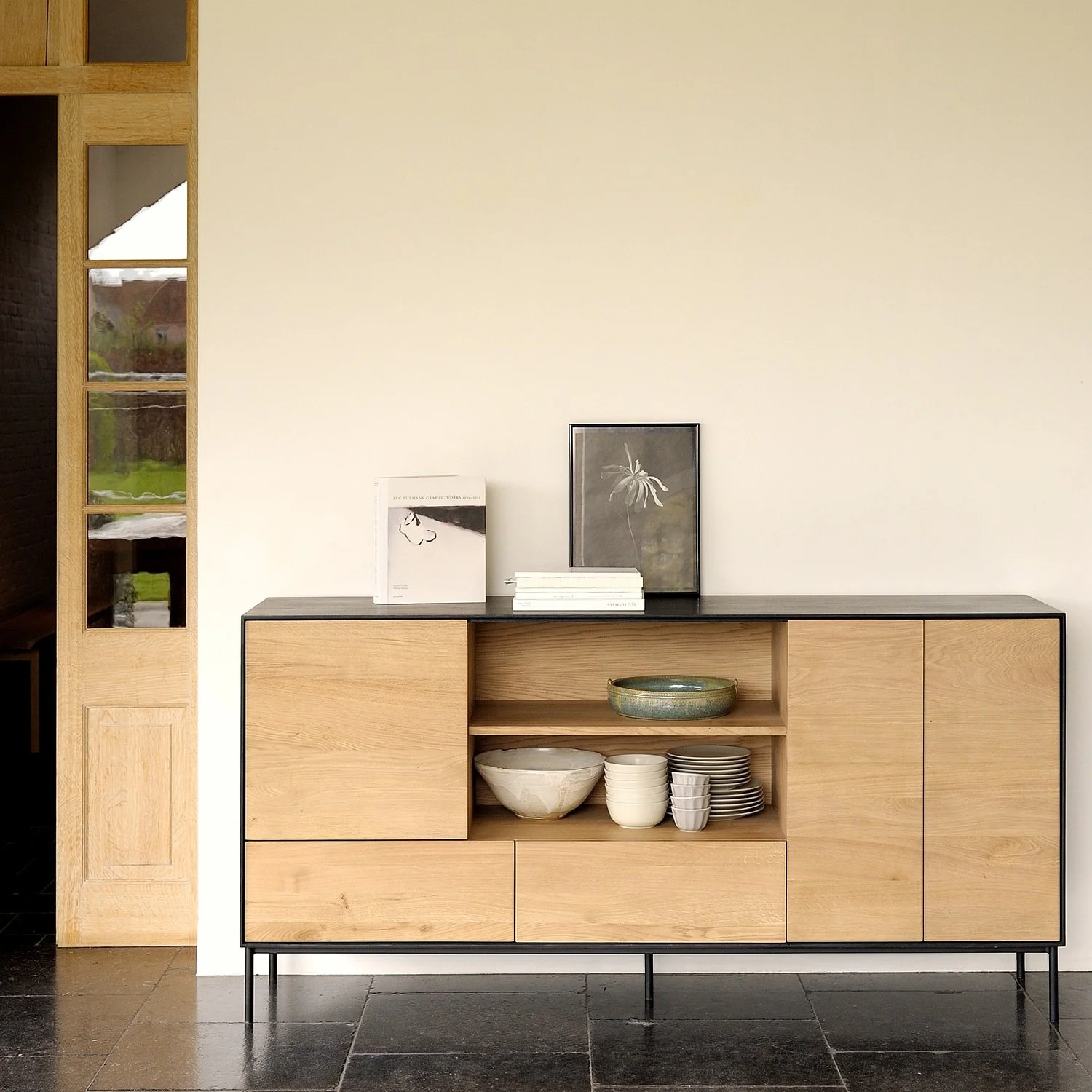 TGE-051472 Blackbird sideboard_6.jpg