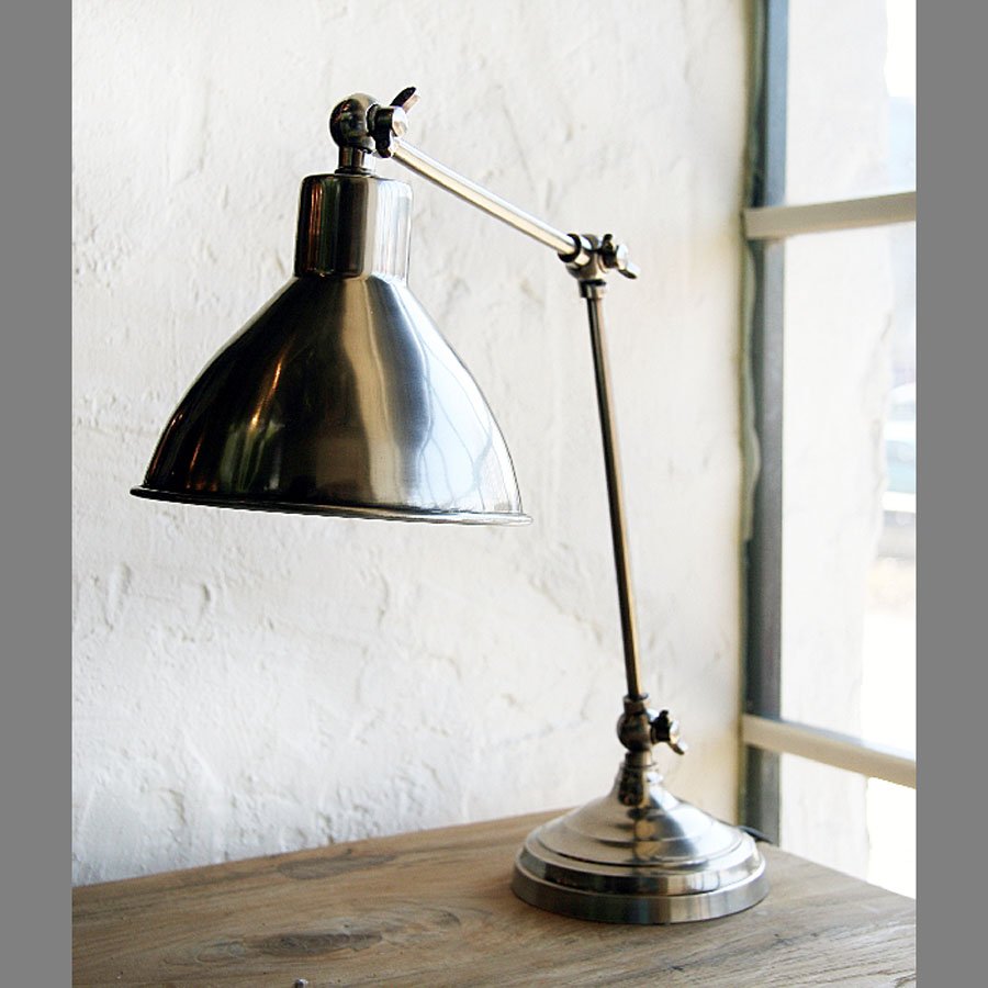 Braxton_3261012 Tischlampe.jpg