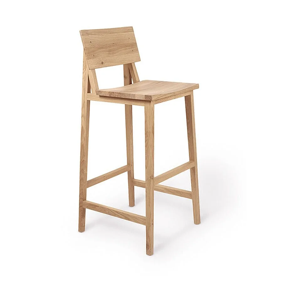 ethnicraft_eiche n4 barhocker lackiert.jpg