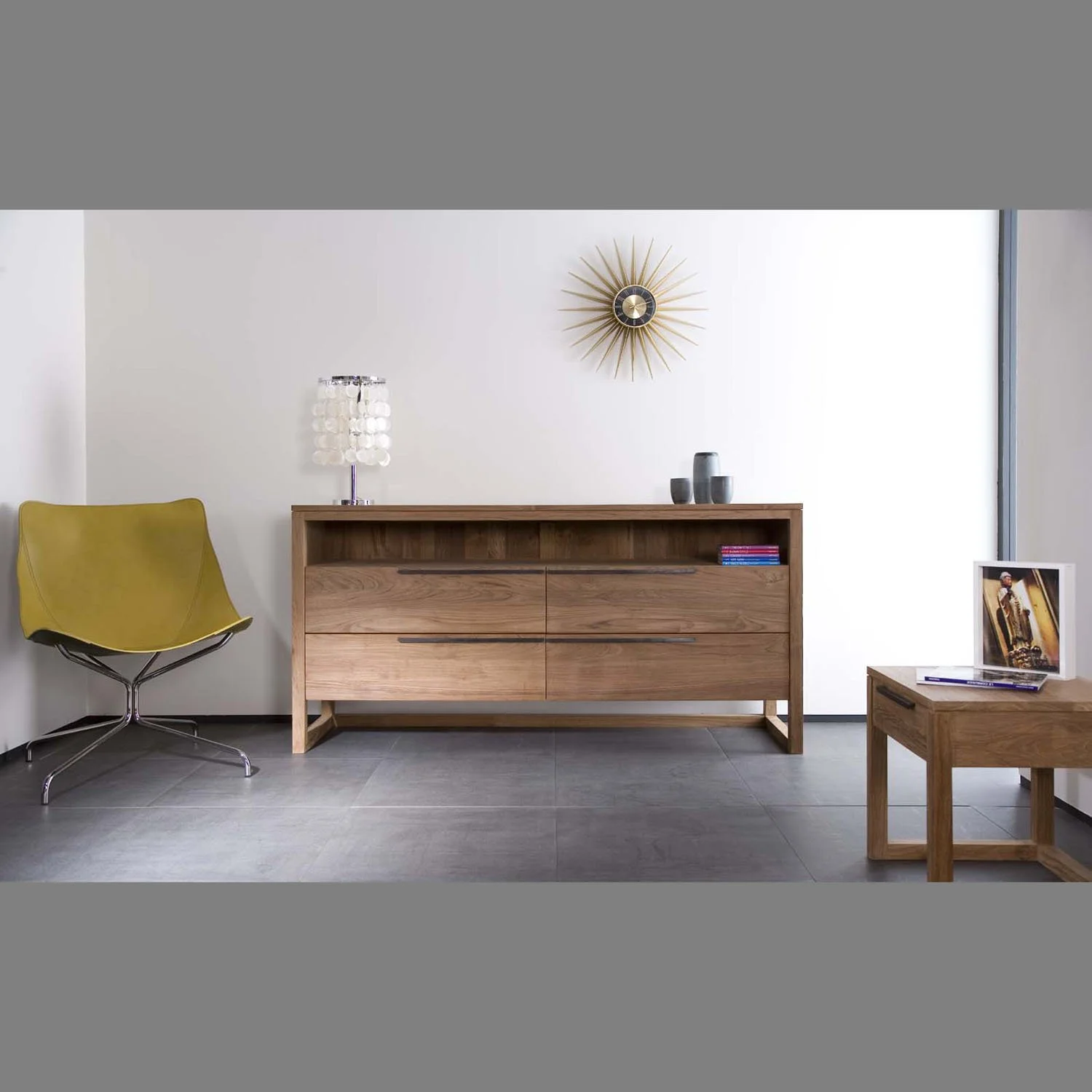 Teak Light Frame bedroom 11126+11127.jpg