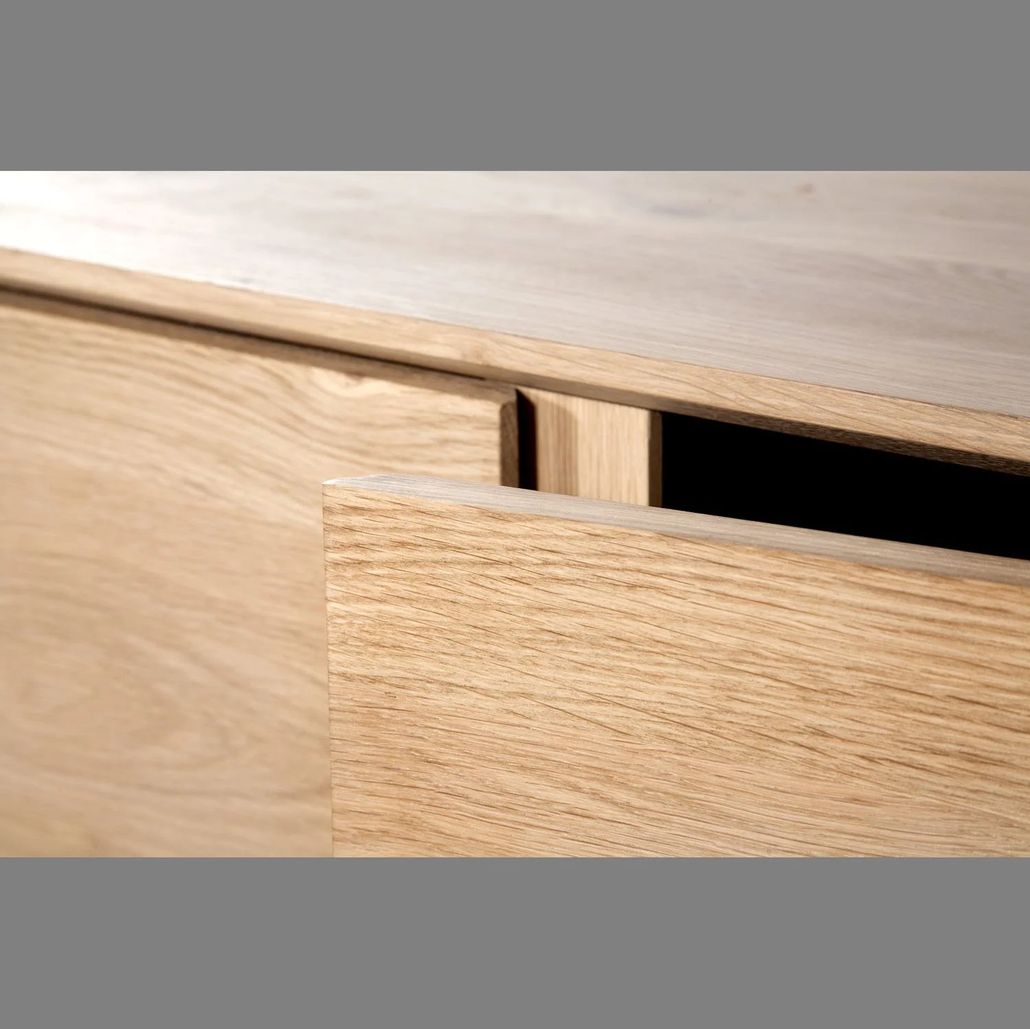 51438_oak nordic sideboard_detail.jpg