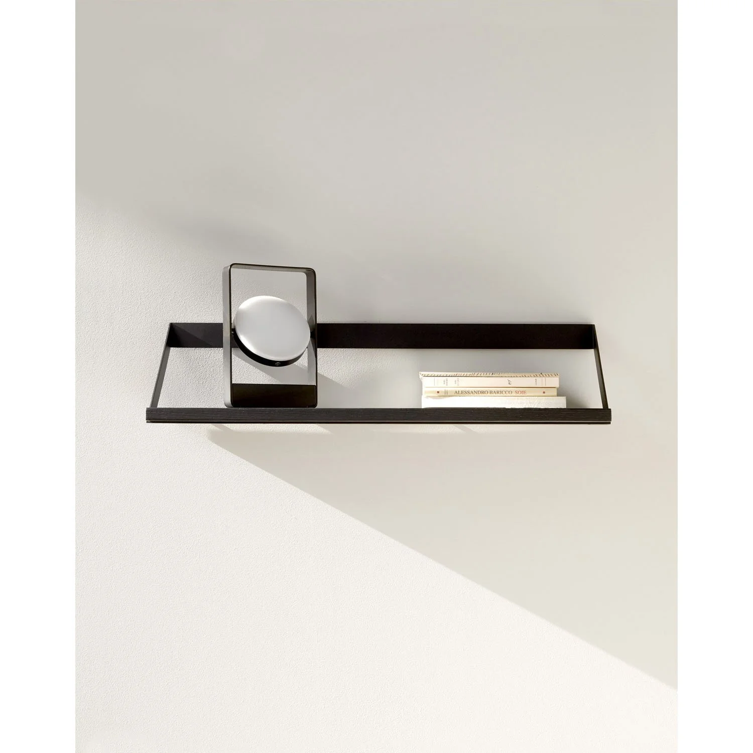 26624_Oak_Ribbon_shelf_black_WEB.jpg