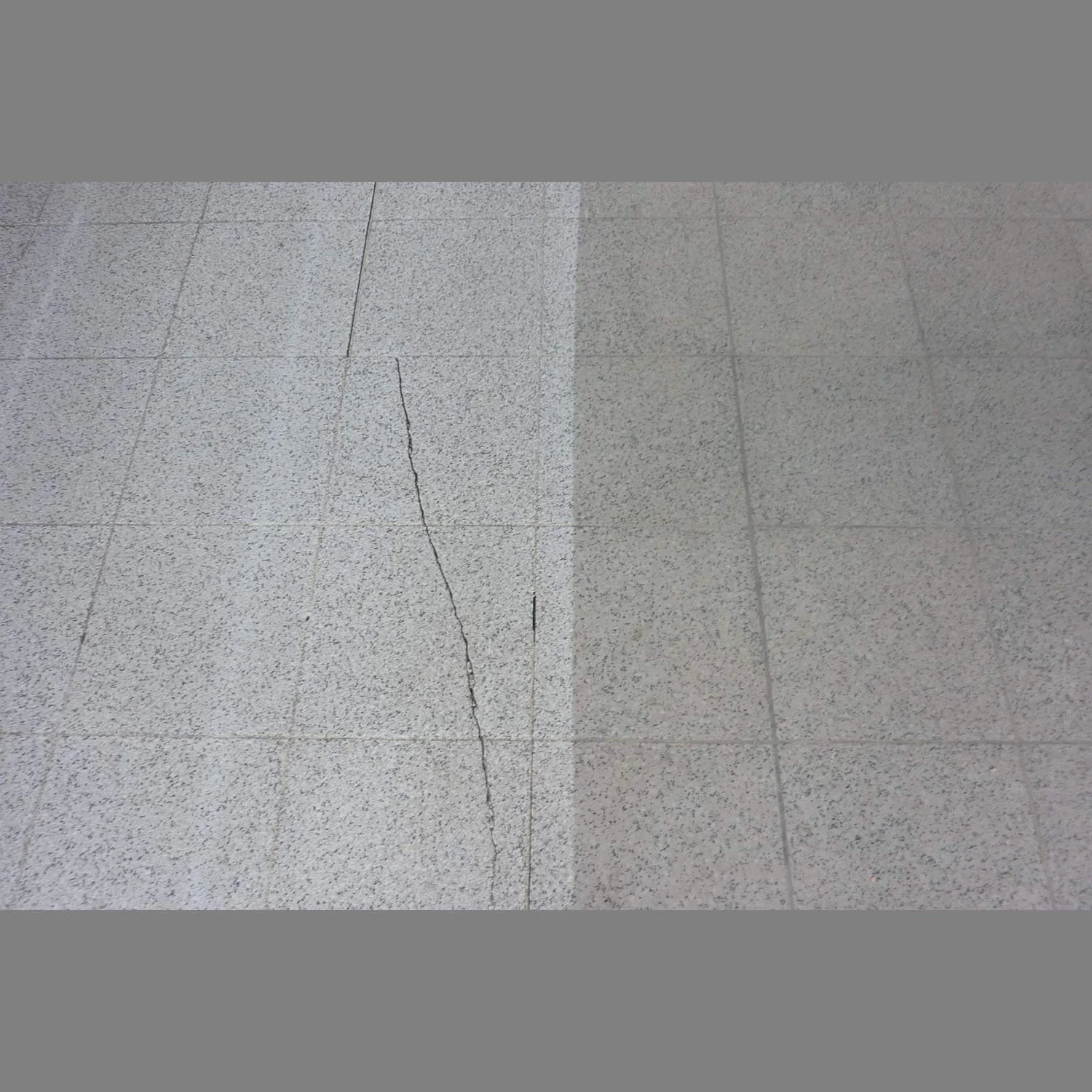 2013-Alt-Moabit-Exedra_1303.JPG