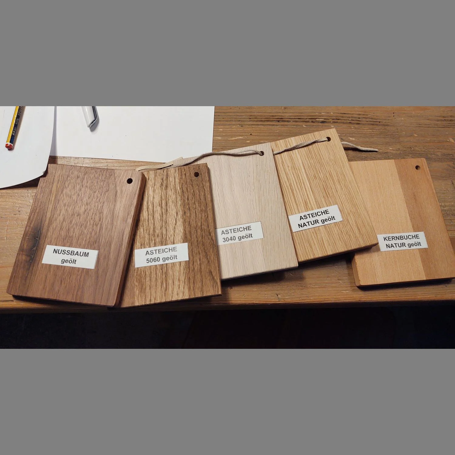 Linea-D-Holz-Finishes.jpg