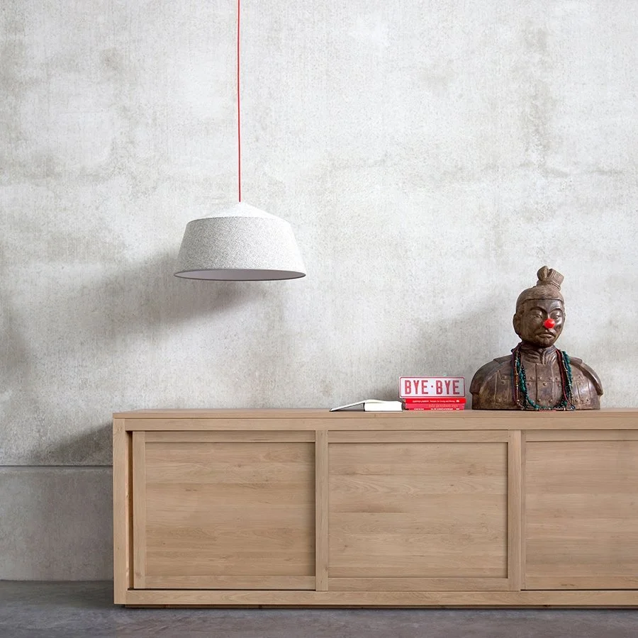 1051162-Ethnicraft-Eiche-Sideboard-Pure-3-Schiebetüren-200x47x80_02.jpg