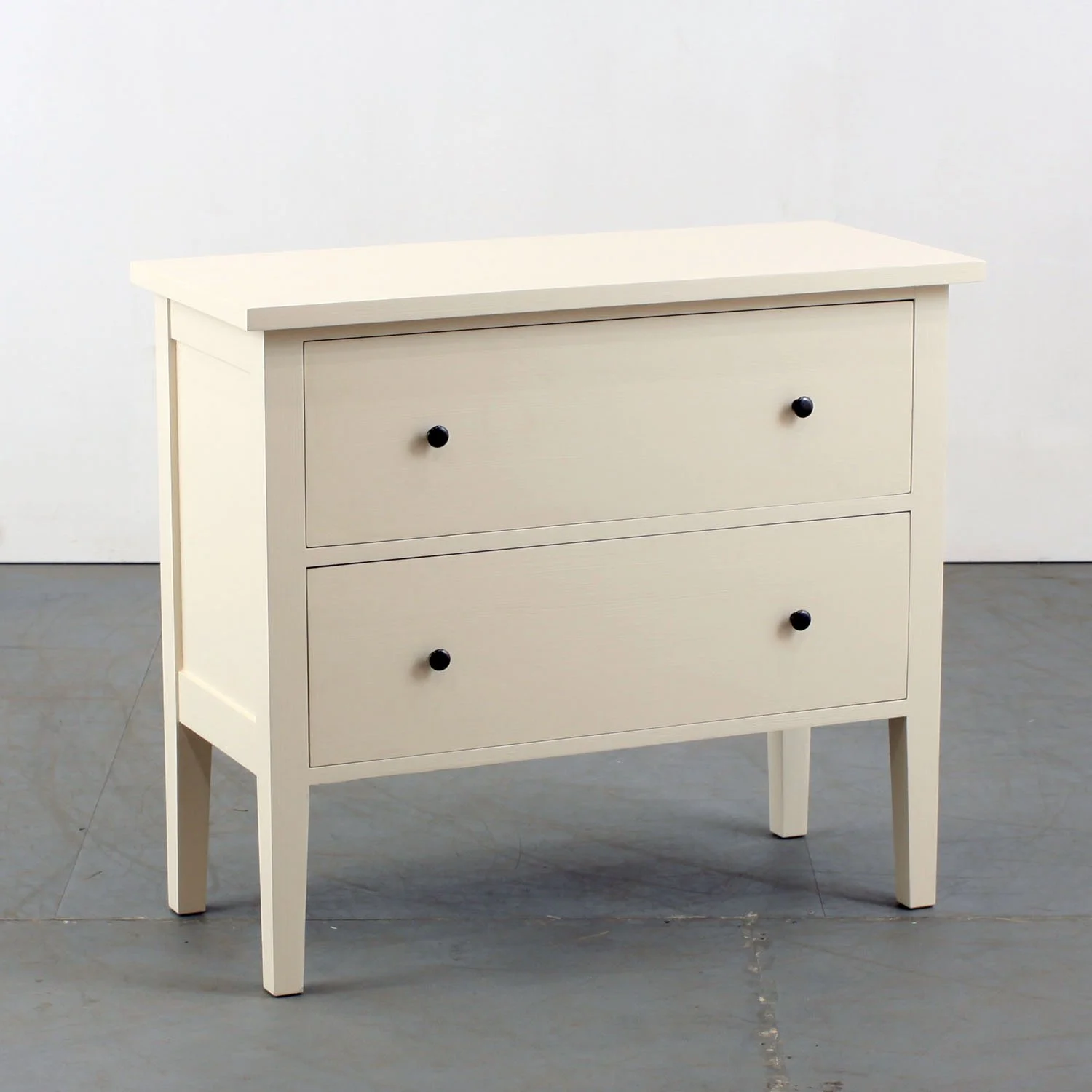 Durieux-kommode-2-schubladen-45D591_01.jpg