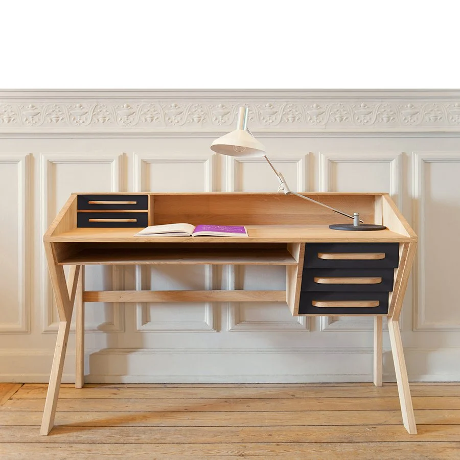 1045055-Ethnicraft-Eiche-Schreibtisch-Black-135x55x94_02.jpg