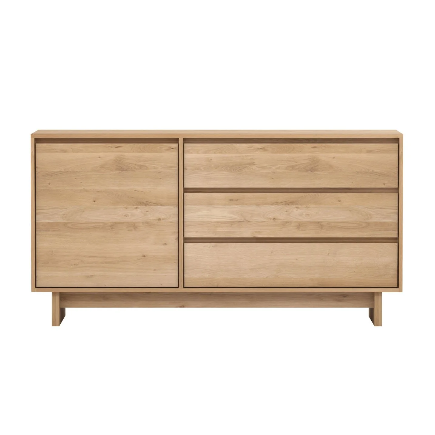 1051450-Ethnicraft-Eiche-Sideboard-Wave.jpg