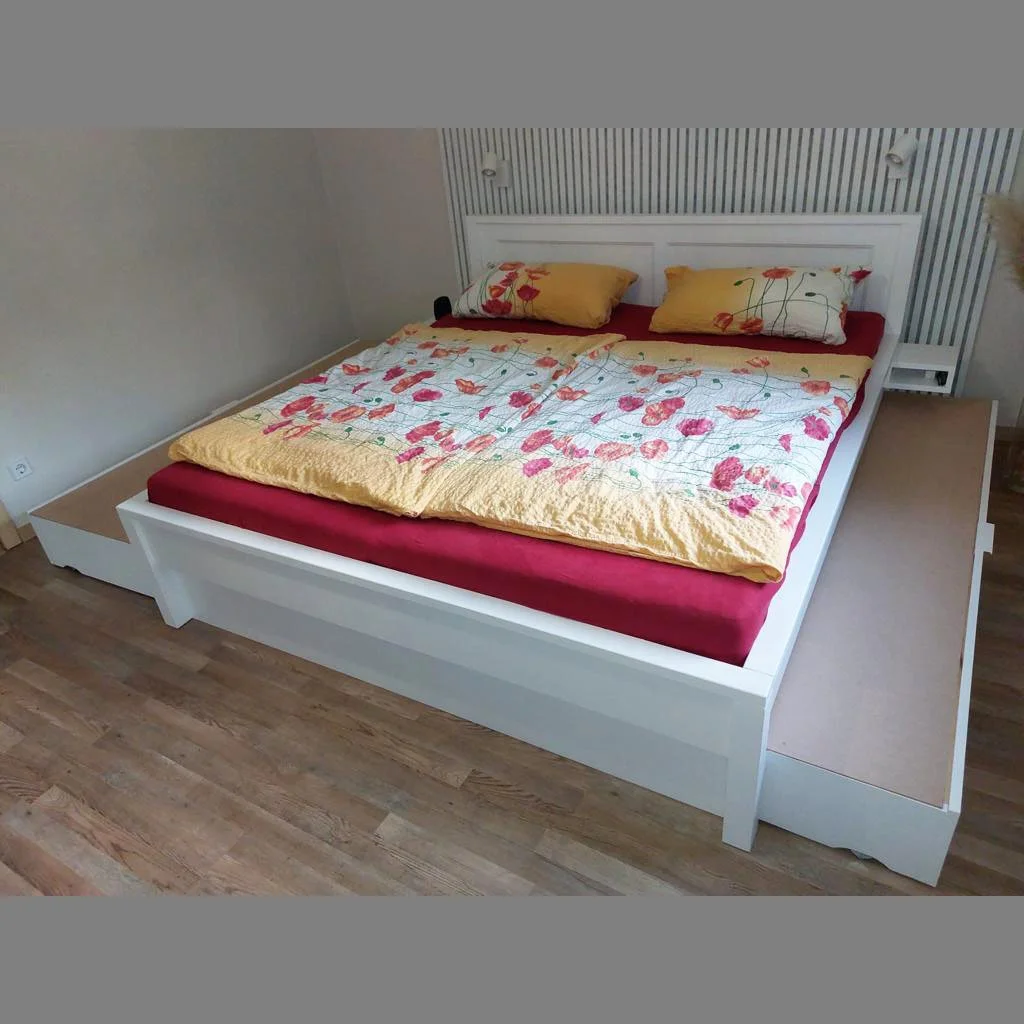 2023-Bett-mit-Kasten-03.jpg