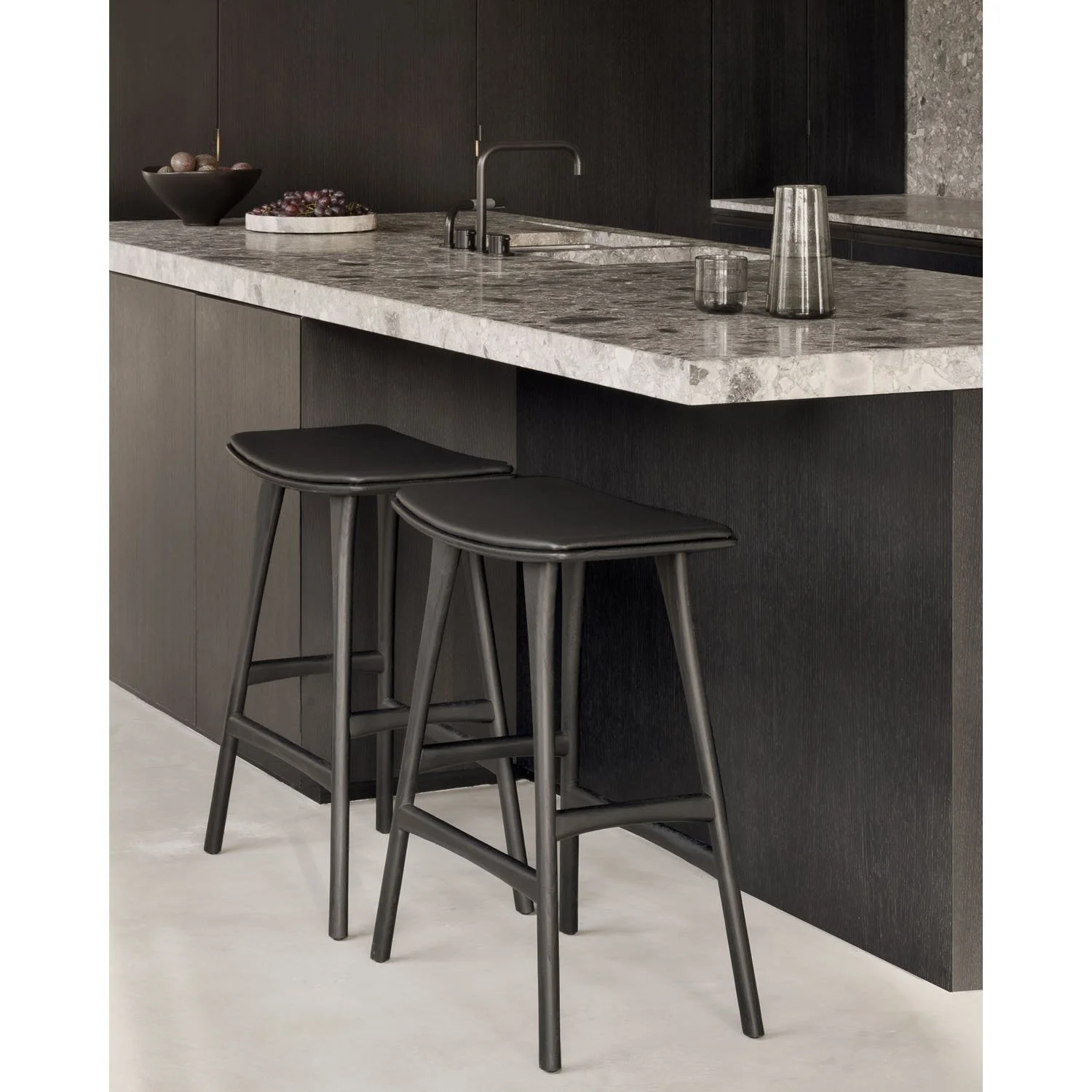 ethnicraft_53051_Osso_counter_stool_WEB(1).jpg
