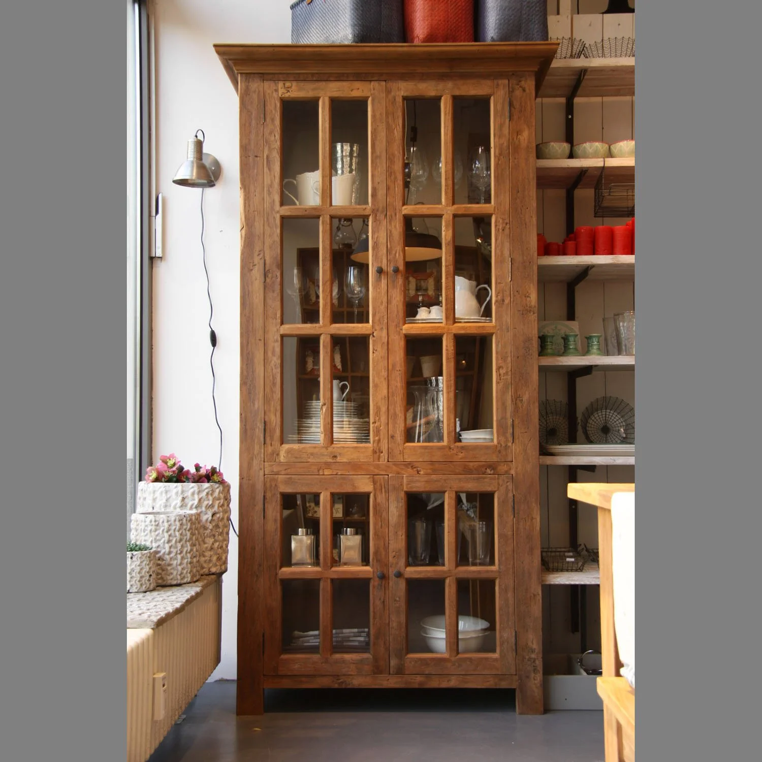 JenE-Vitrine-Leisten.jpg