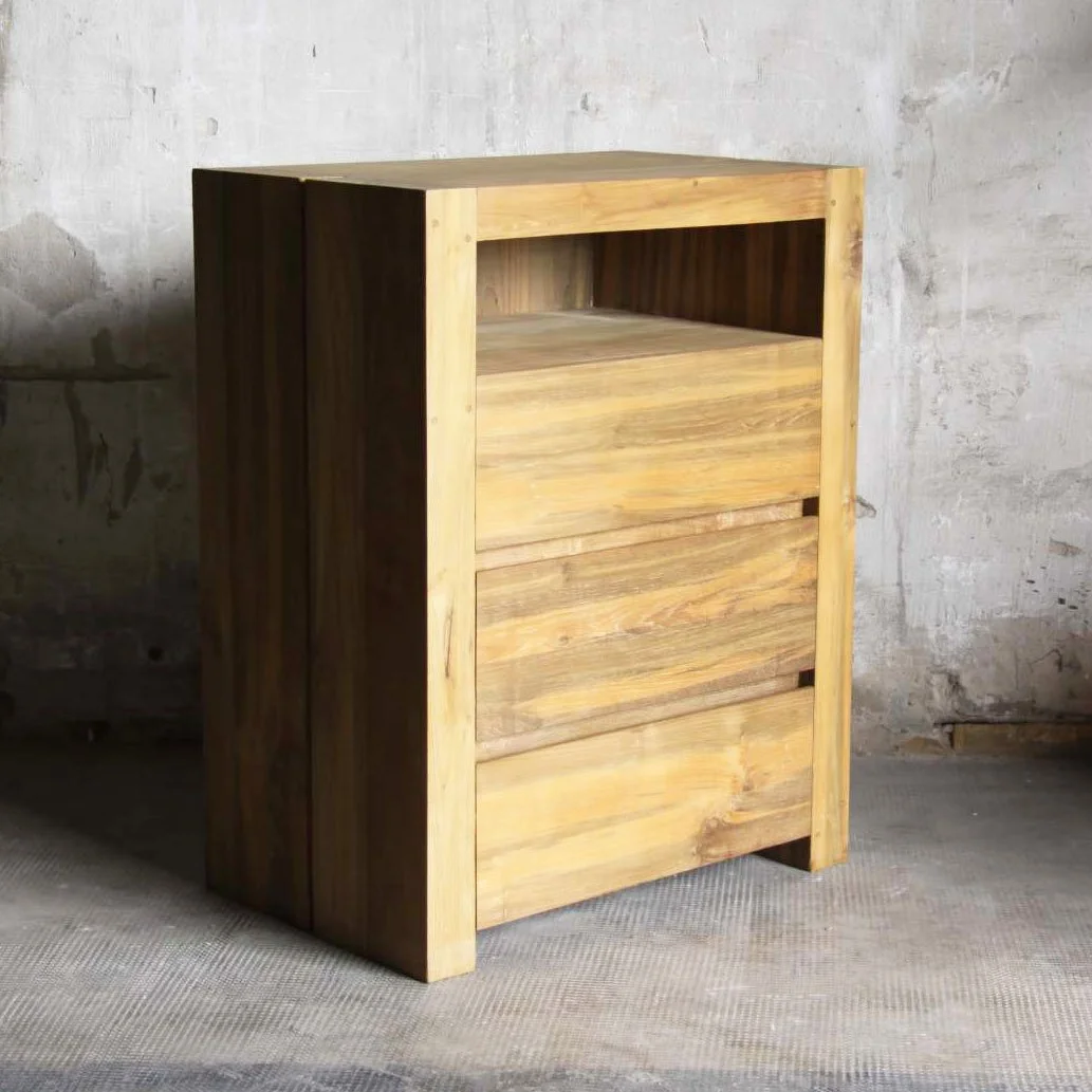2010-Sideboard-Double-klein-02.jpg