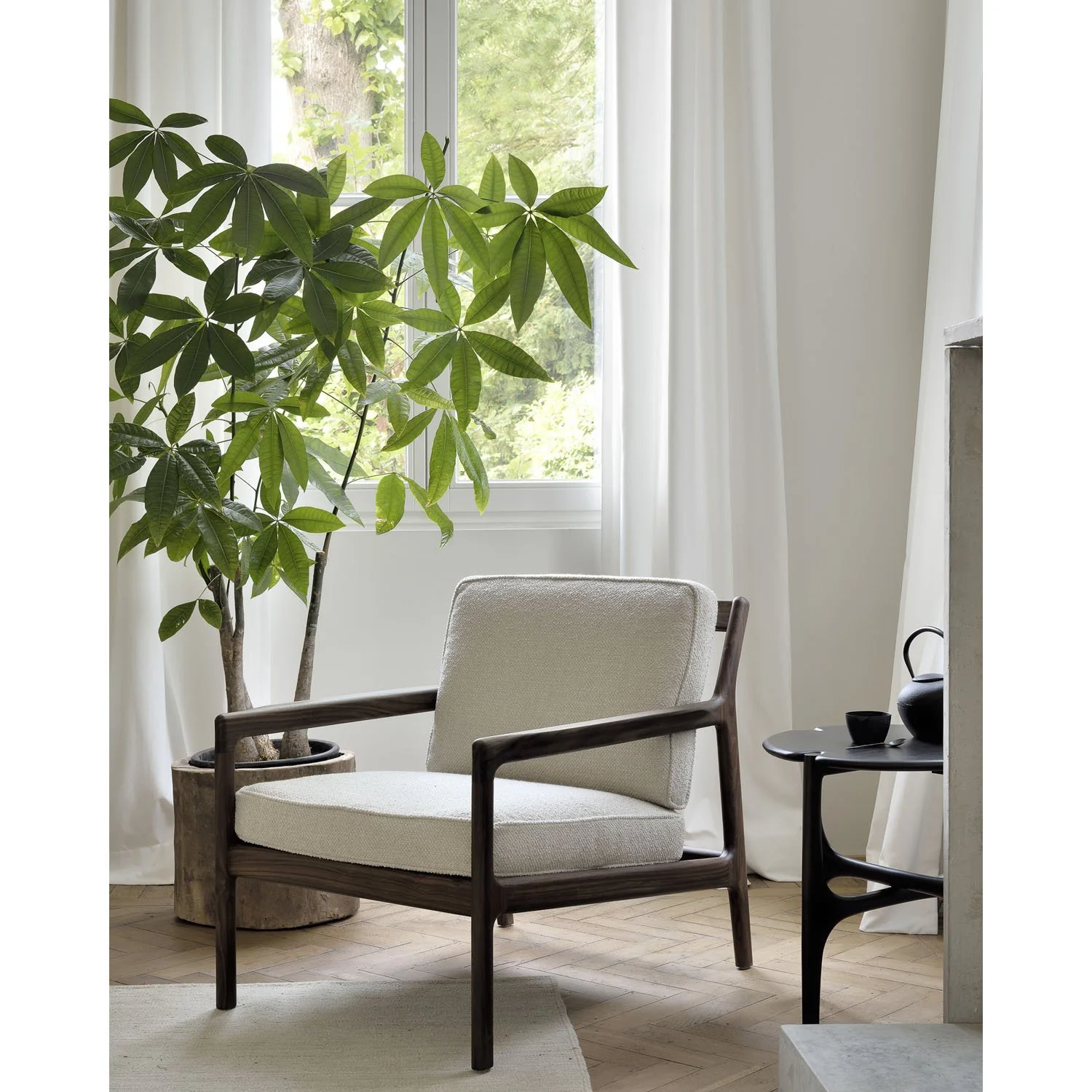 35200_Rosewood_Jack_lounge_chair_ivory_35005_Mahogany_PI_side_table_WEB.jpg