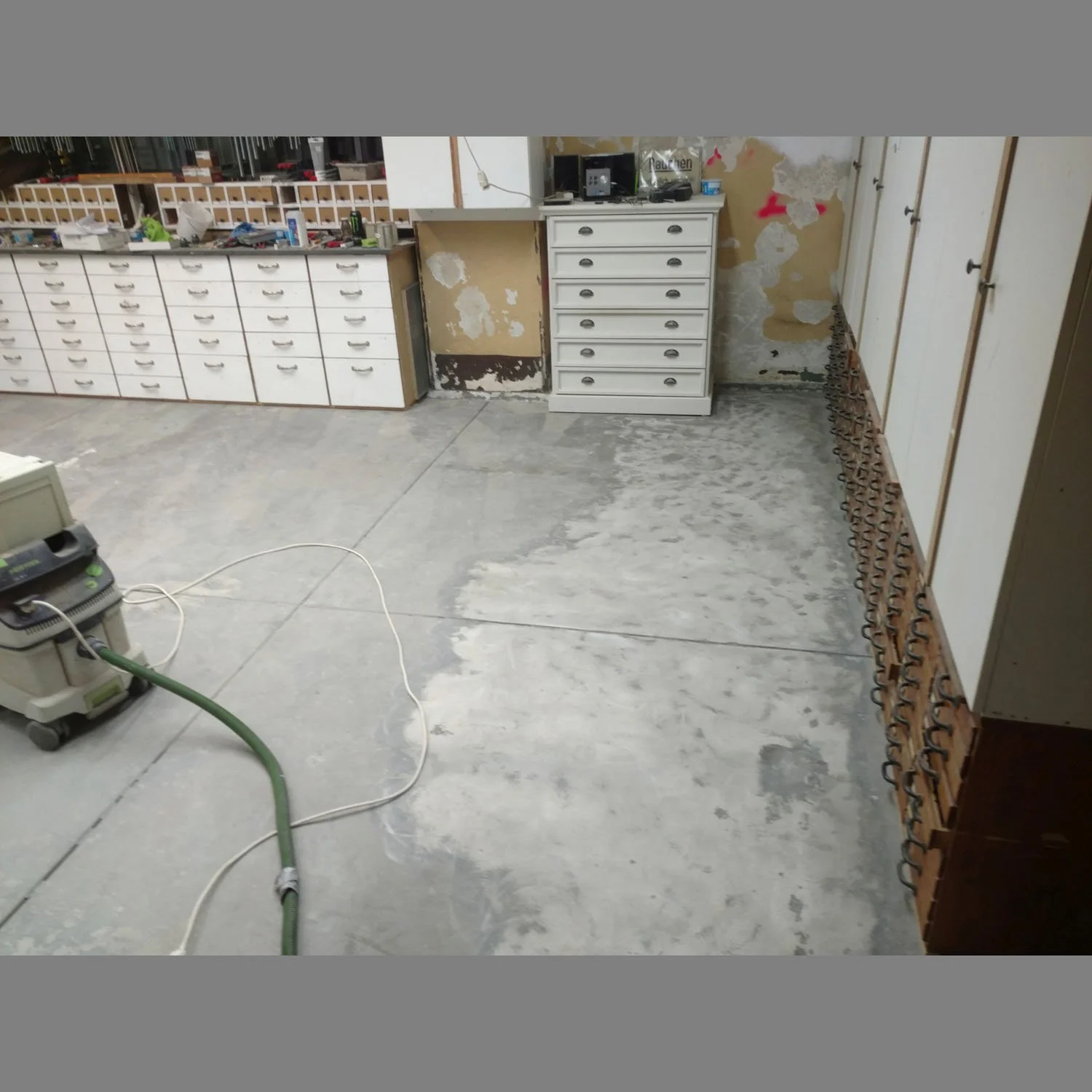 2018-11-11-Fussboden-Werkstatt-Exedra_2164.jpg
