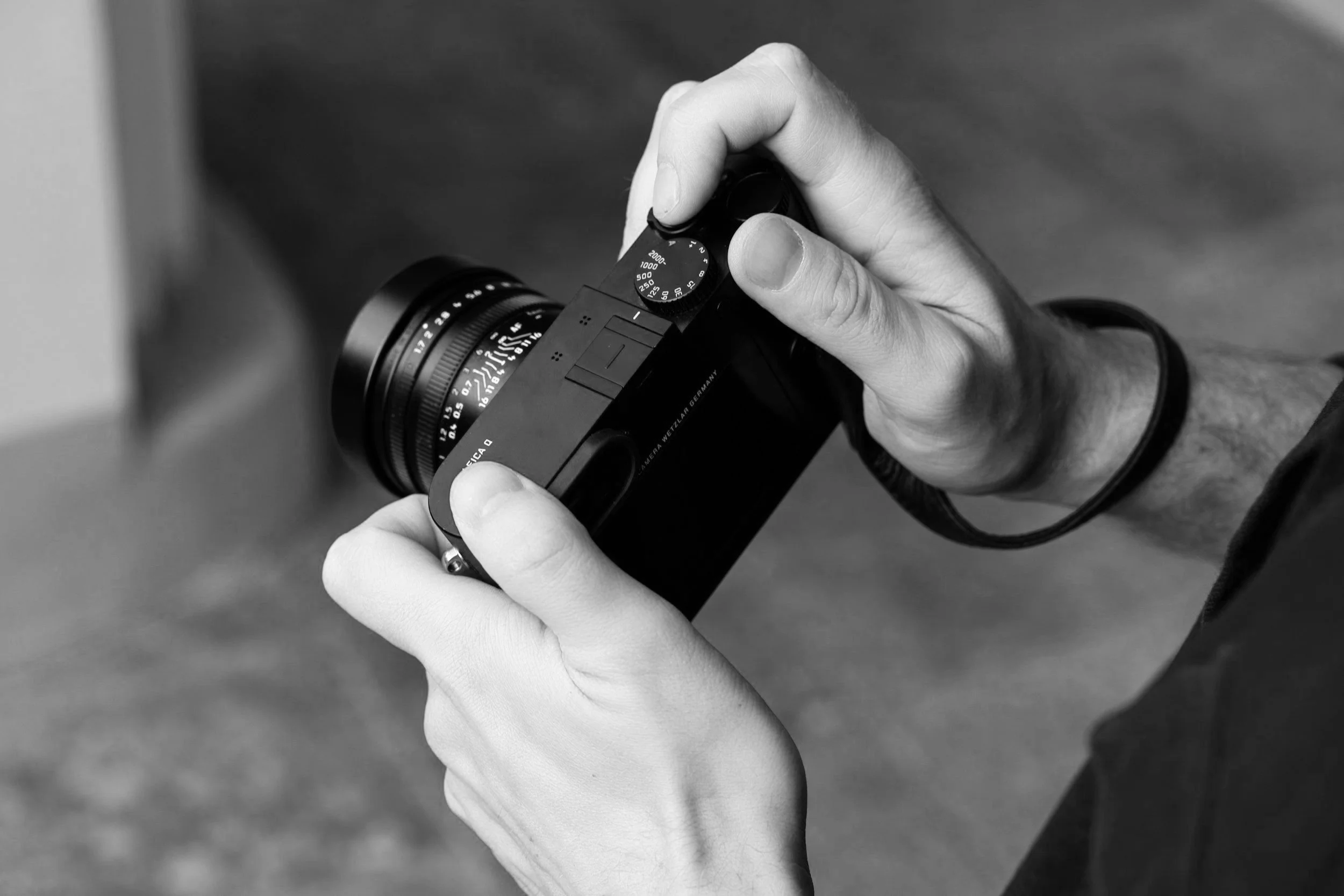 Should You Watch or Read Camera Reviews? Here’s What Actually Helps You Choose the Right Camera