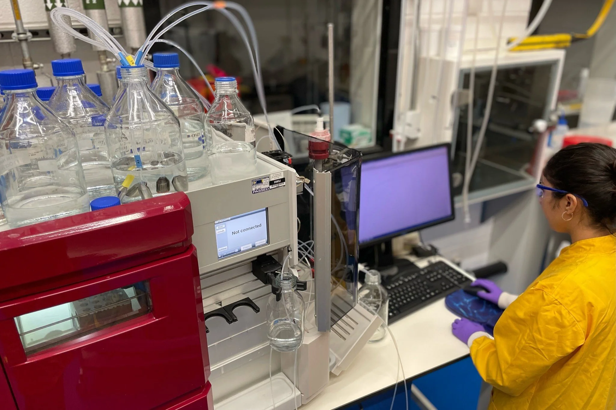 Scaling Up Nucleotide Purification Using Preparative Chromatography