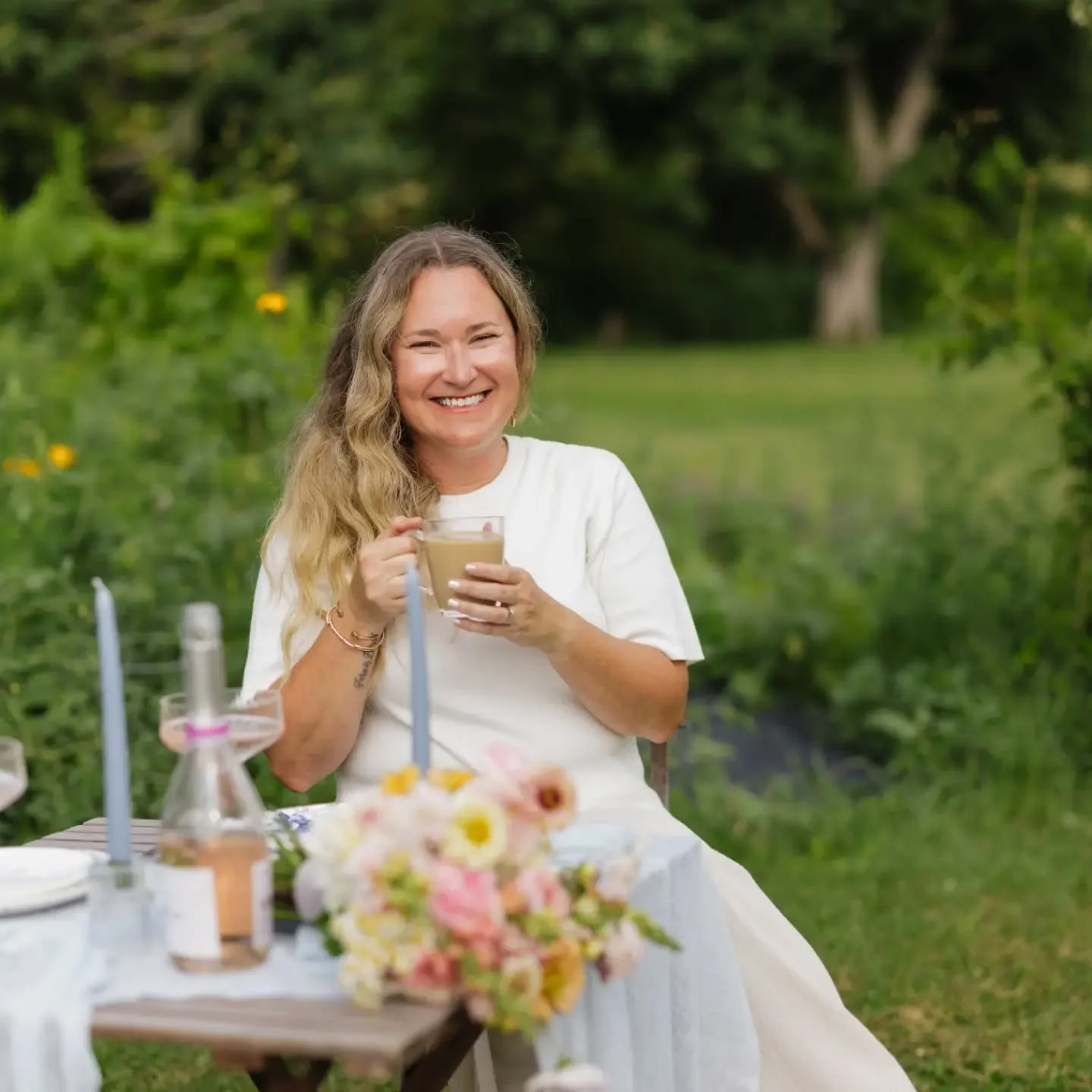 Hello, I&rsquo;m Brittany, the new owner of Vanilla Vibes Ice Cream! 🍦🤍

A country girl, mama to three little wildlings, and a lifelong entrepreneur at heart.

Fun fact: I started my very first business at just ten years old, making and selling can