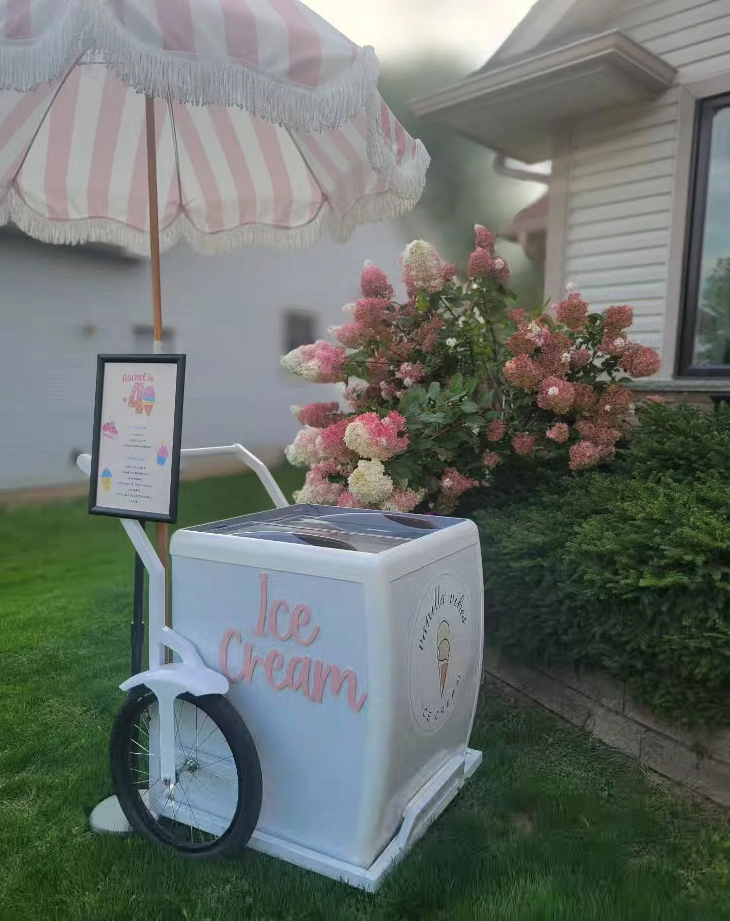 Your pop-up just got a whole lot easier! 

Planning a wedding, party, corporate event or special celebration? Let us handle the sweet stuff! 🤍

Booking our mobile ice cream cart is as easy as:

 1. Book online &mdash; choose your date and event deta
