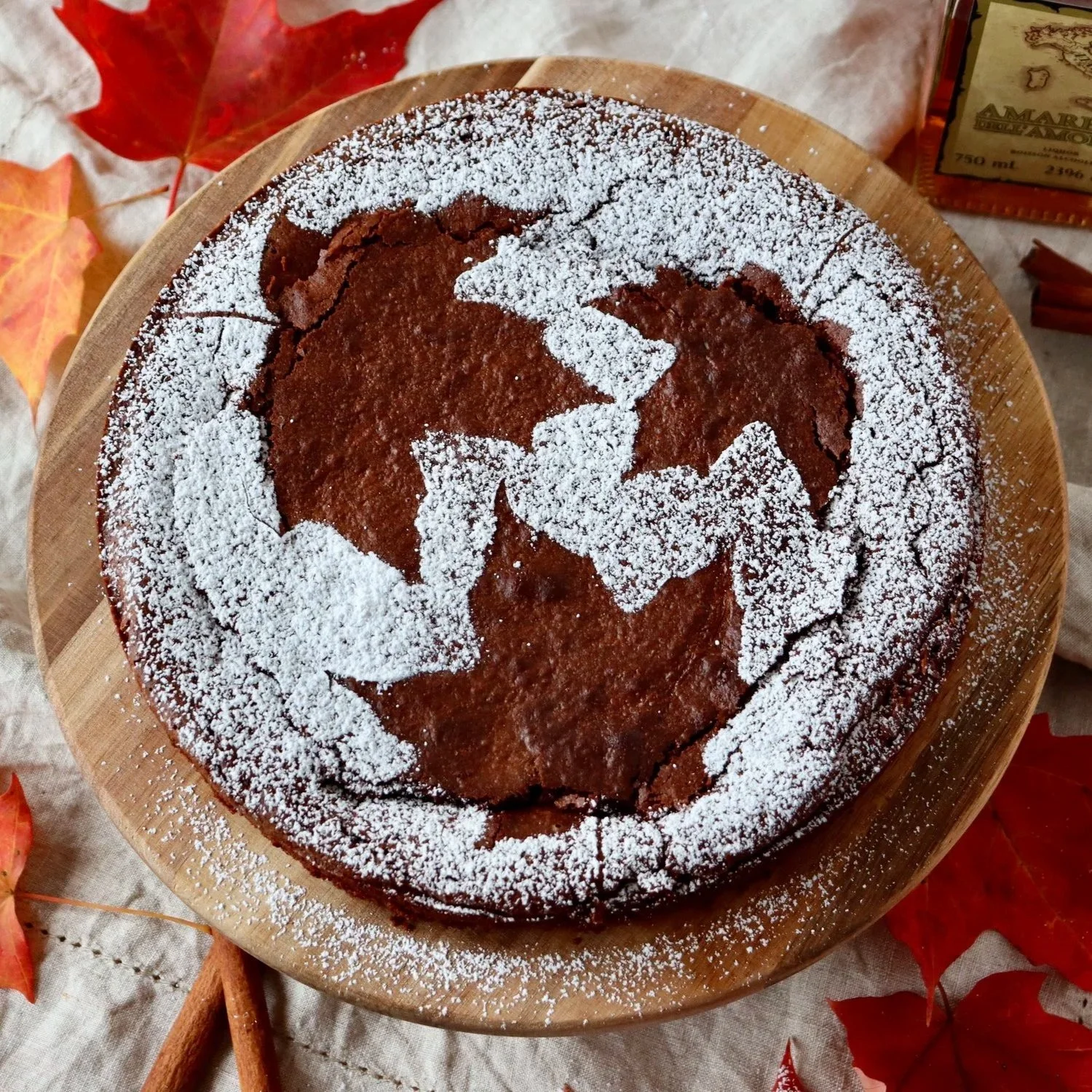 FLOURLESS CHOCOLATE ALMOND CAKE WITH AMARETTO AND CINNAMON