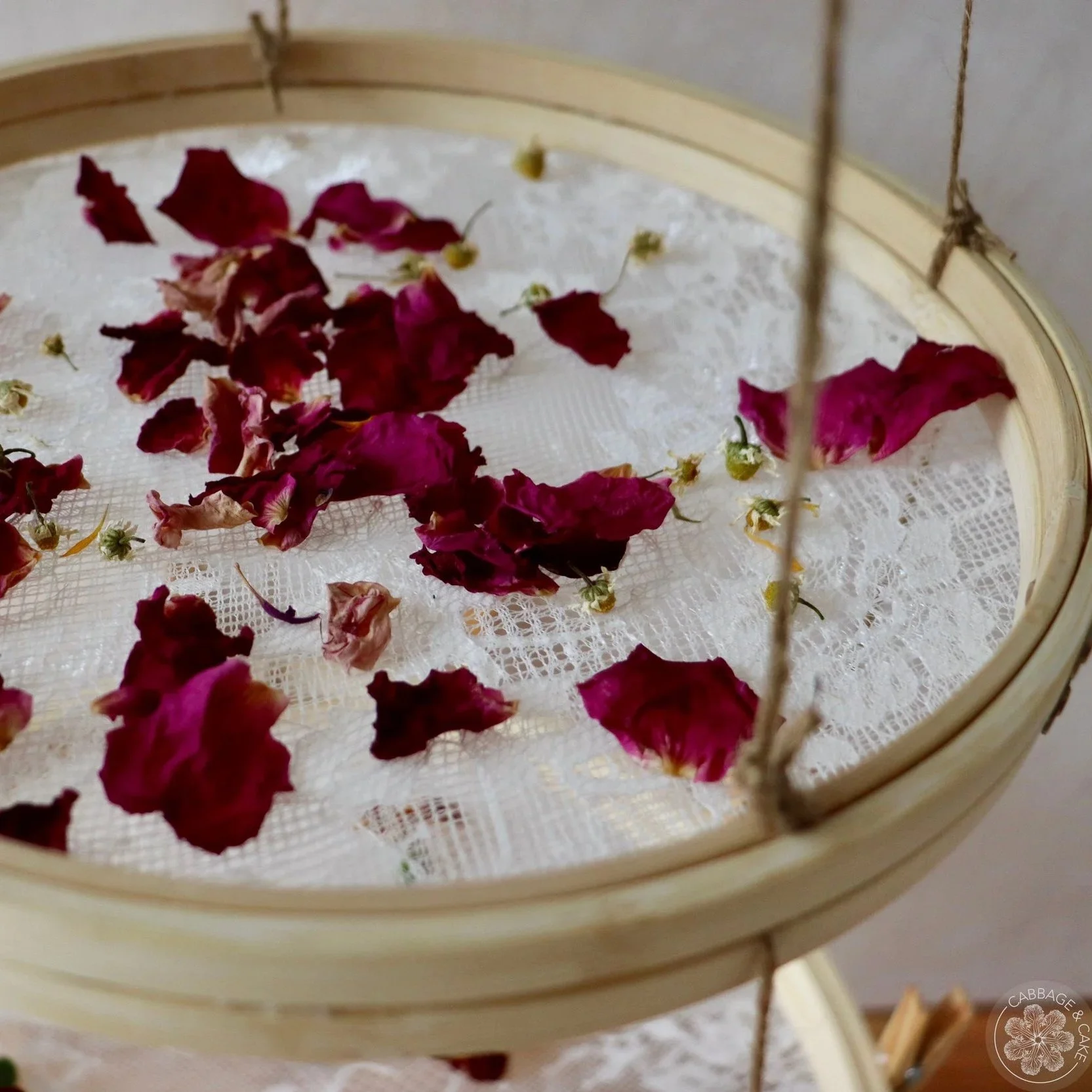 DIY HERB DRYING RACK WITH EMBROIDERY HOOPS
