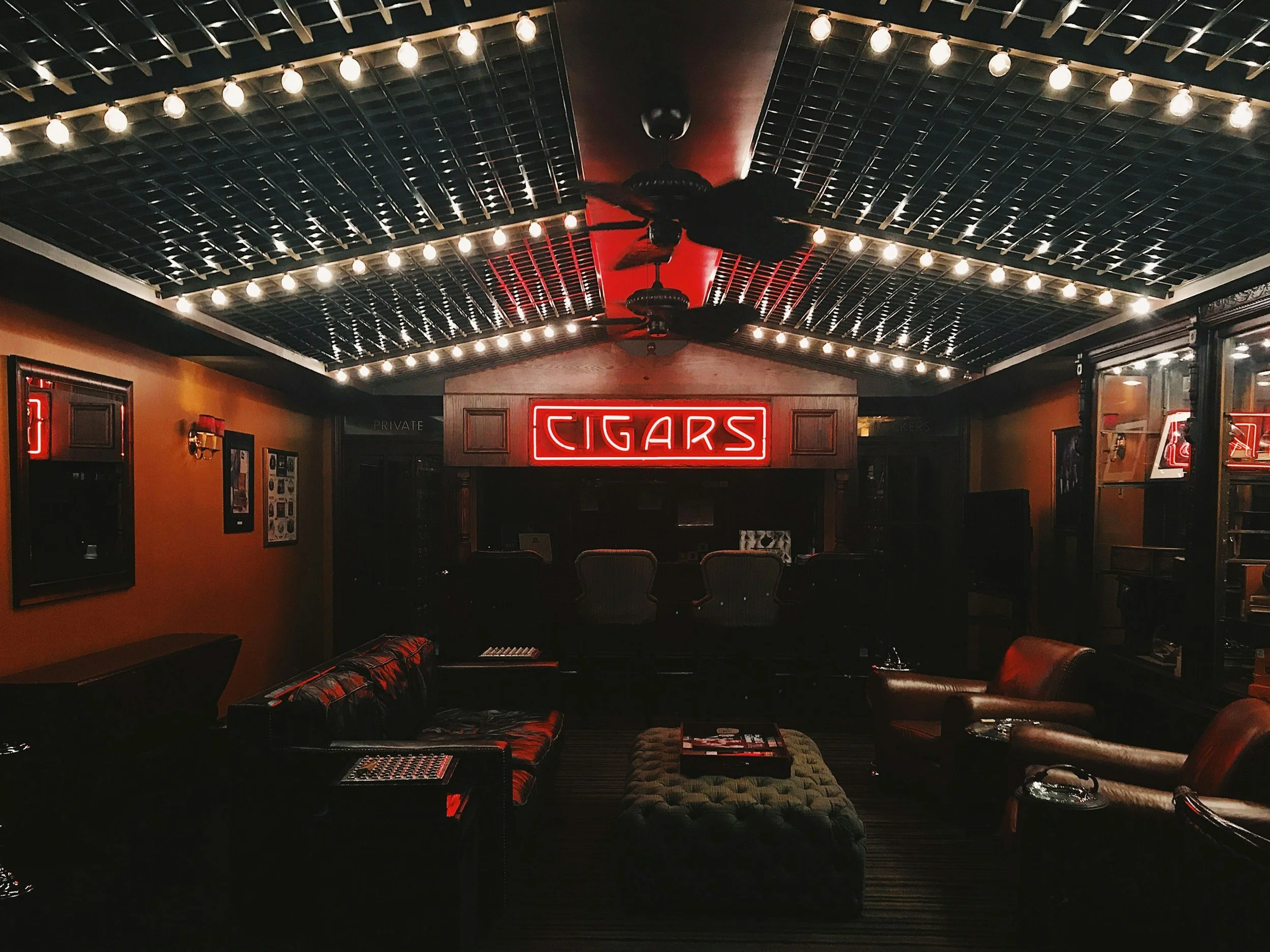 The Basics of Cigar Lounge Etiquette