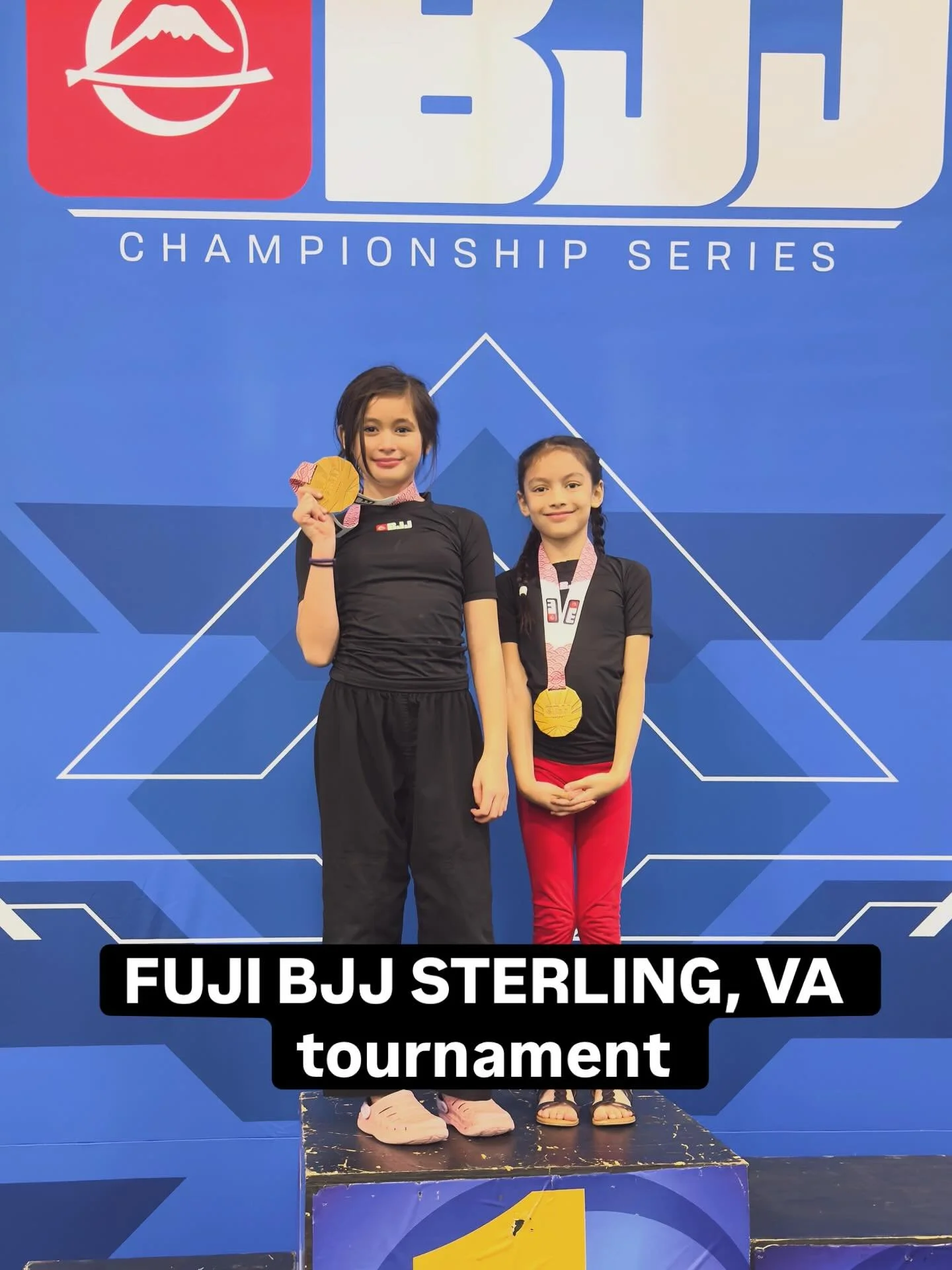 First competition for DOG FIGHT MMA at the @fujibjj Sterling, VA Tournament and we get to bring home some gold!! 🥇🥇🥇