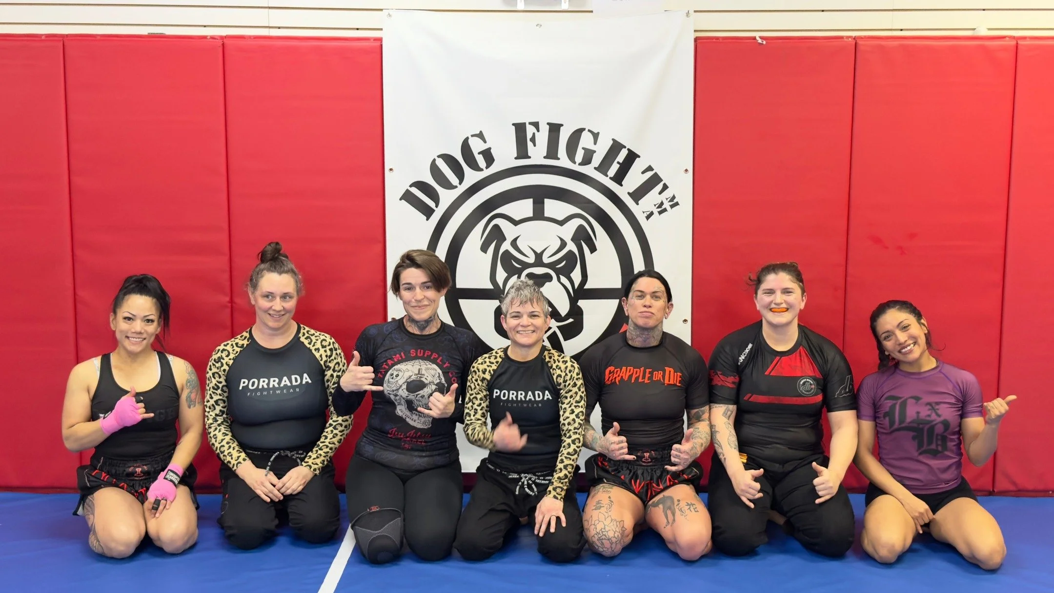 The ladies had a blast at women's open mat today. 😊 To top it off, Professor @ochabrollco_llc happen to have been driving back through Jacksonville, and stopped in to roll as well! Oh and you can't have a photo op without a Charlie Photobomb 😂