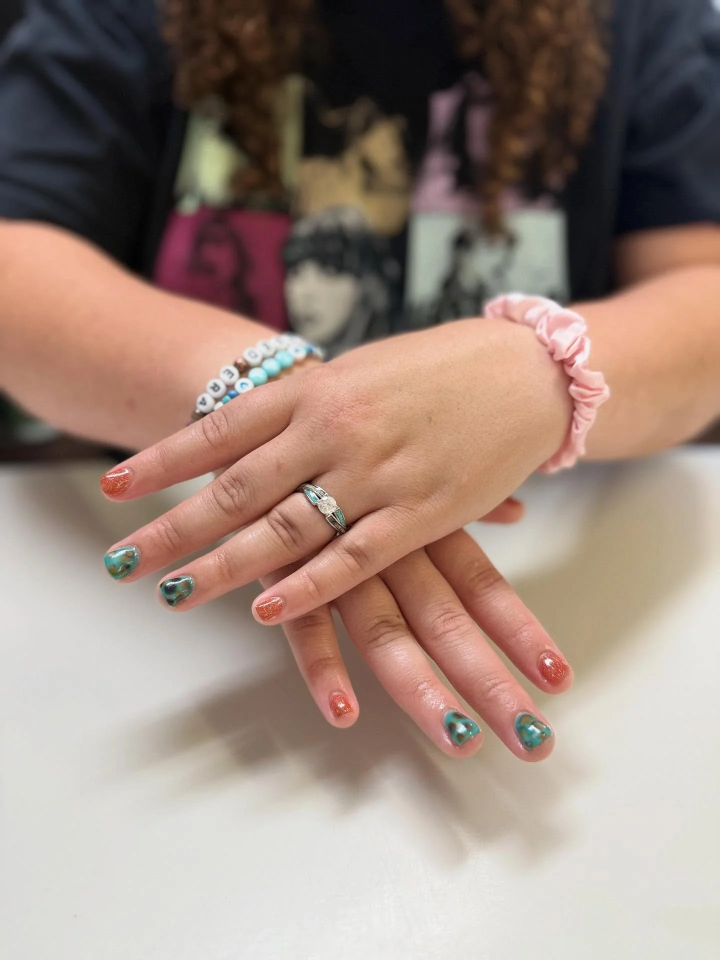 inspired by @taylorswift & that new new 💕
#thelifeofashowgirl #nailinspo #roseburgnails #roseburgoregon