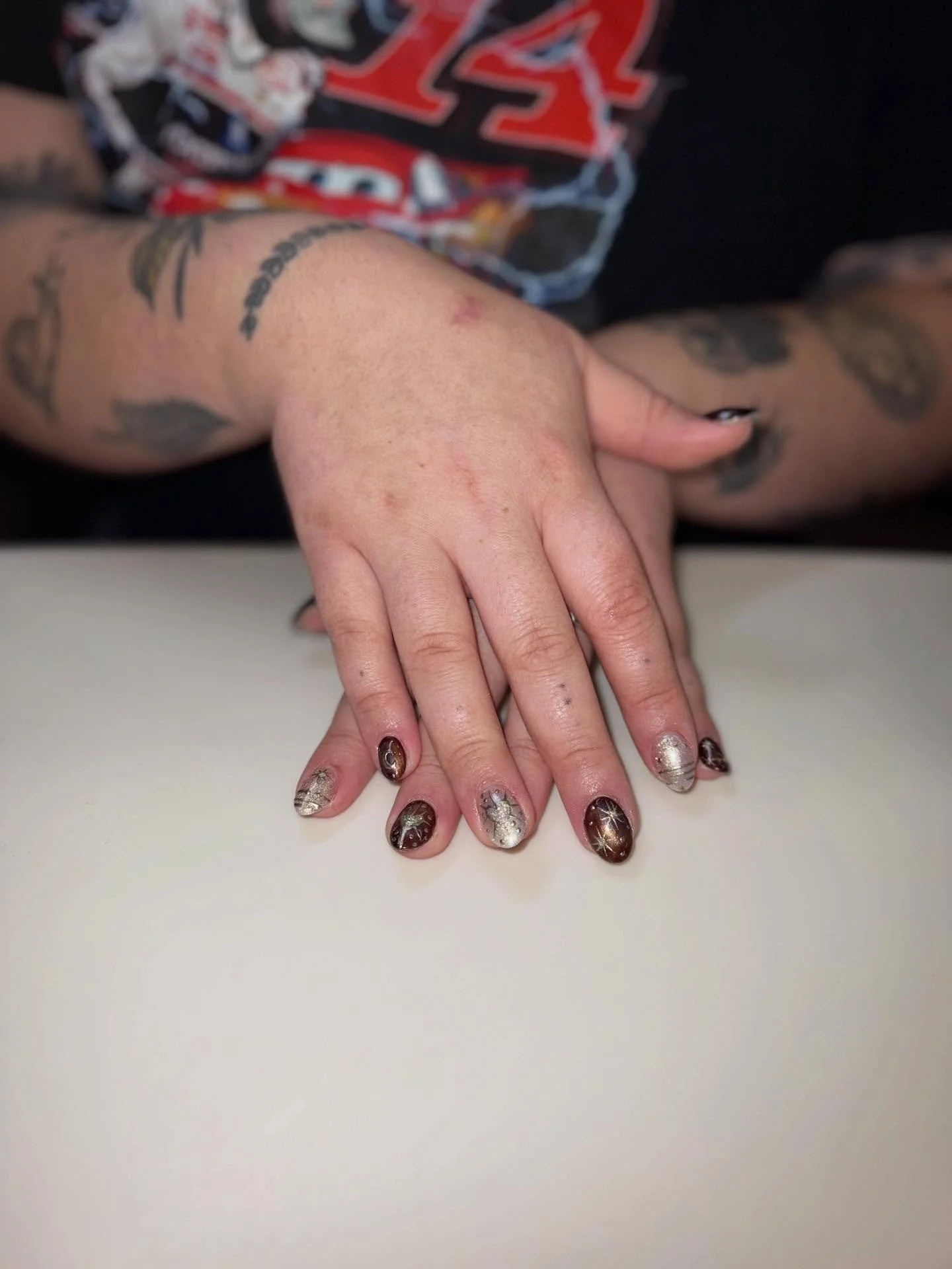 @depressdspacecowboi coming in with the fun set!! 😍

The bronze was giiivvviiiing

#nailinspo #roseburgnails #roseburgnailtech #nailsnailsnails #salon  #roseburg #roseburgsalon