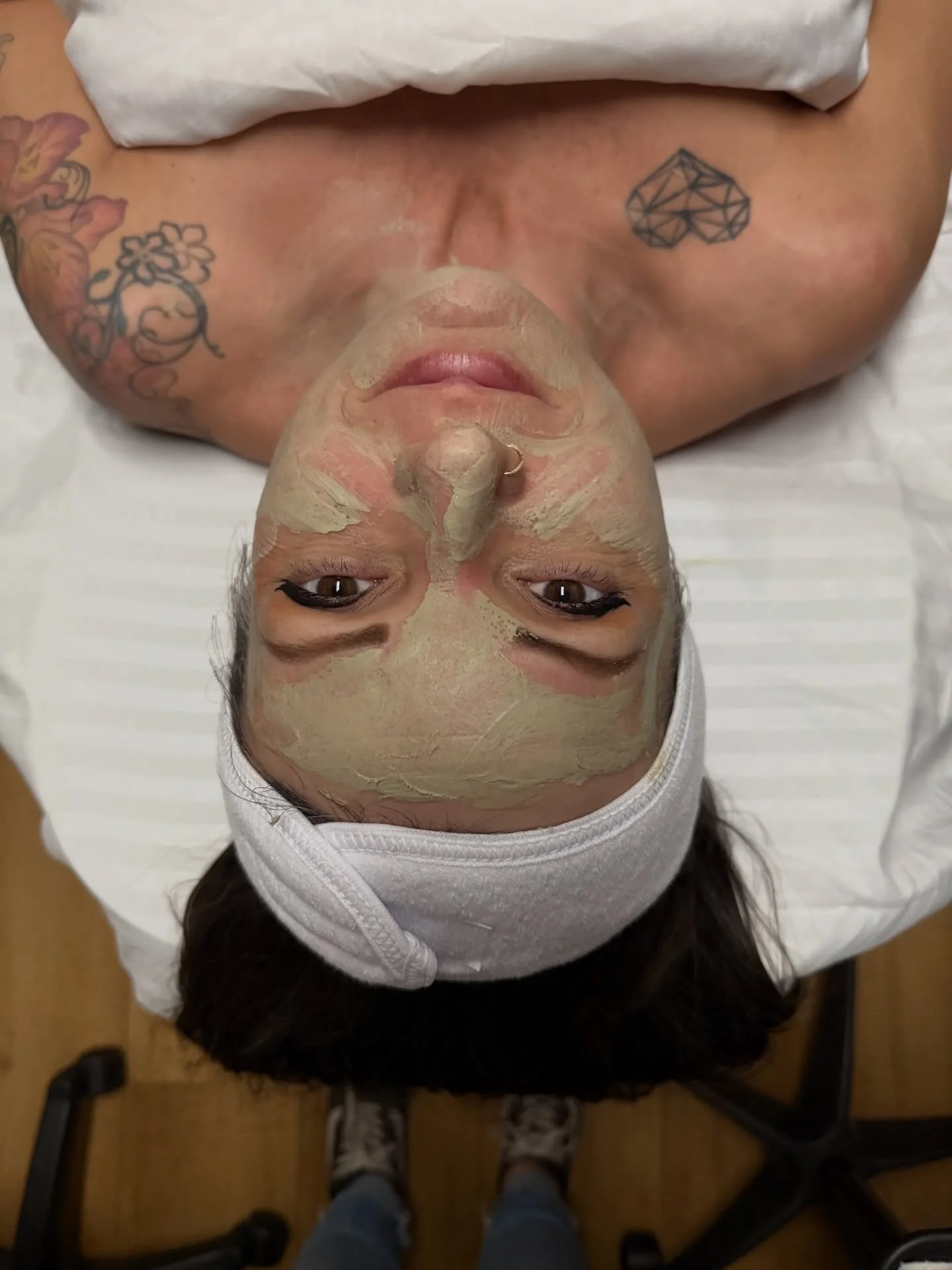 Need a little relaxation after the holiday? 

Come see me for a facial, brow tinting, wax, or dermaplain &amp; receive a 25% off your service!! 

**new appointments only**

PS. I&rsquo;m still offering my birthday bash giveaway where 3 lucky gals can