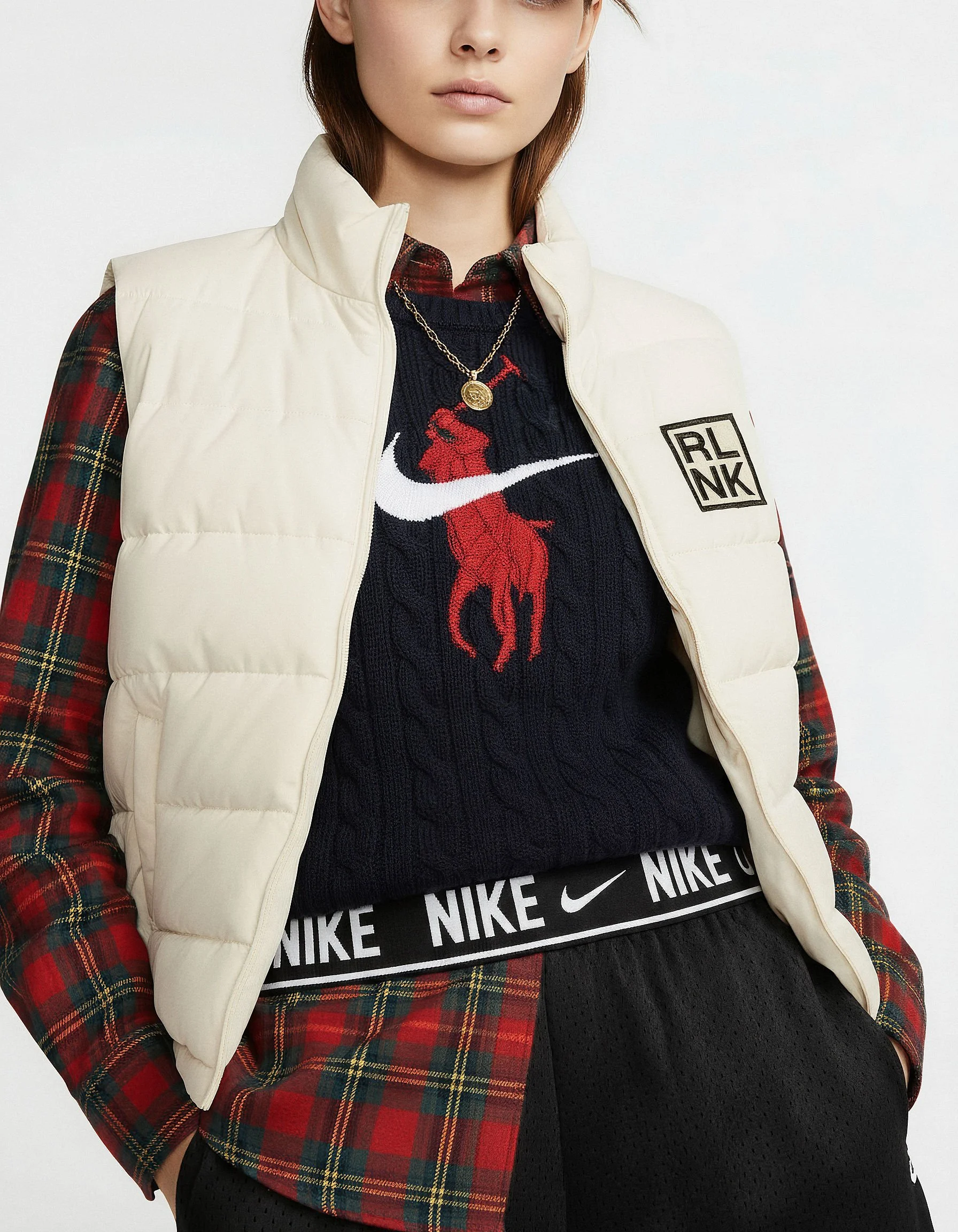 FLORA-Close-Up Shot-f307cf67-UPSCALED.jpg