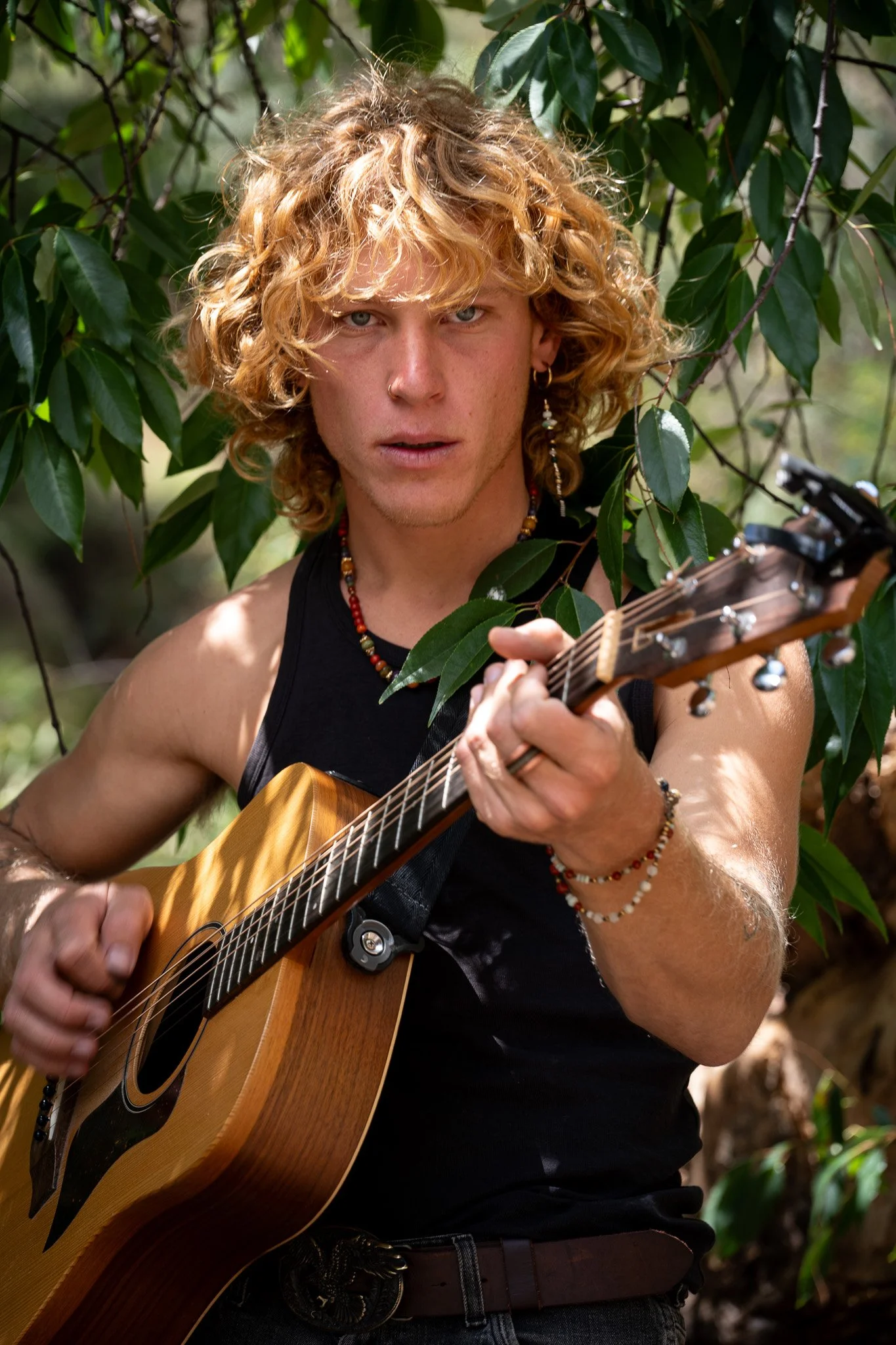 man-with-guitar-photography.jpg