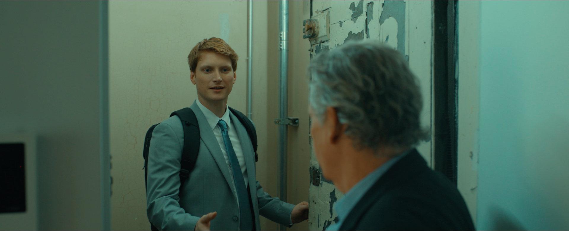 Middleman is not impressed with Cooper