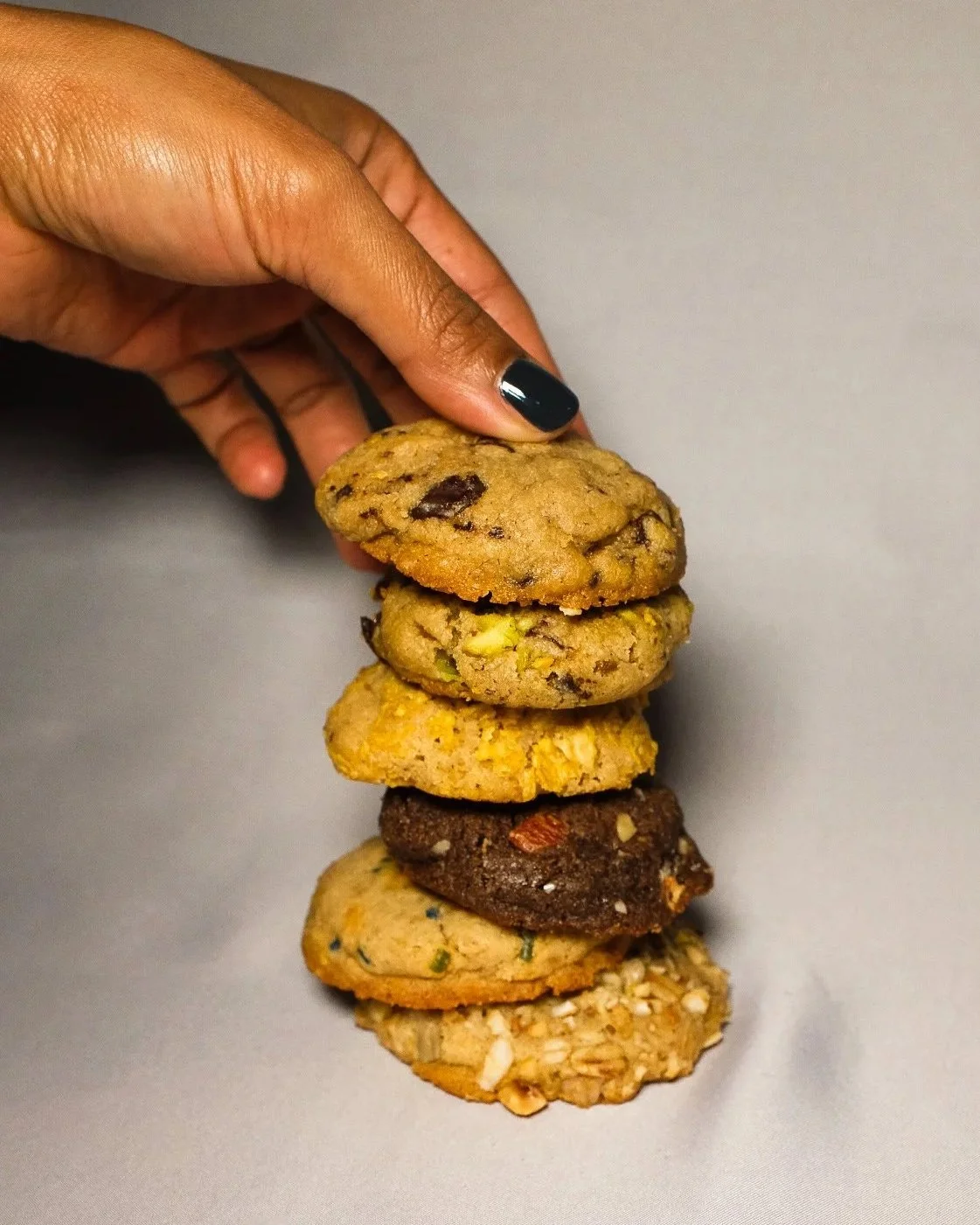 SIX COOKIES IN A COOKIE JAR (HOLIDAY SPECIAL)