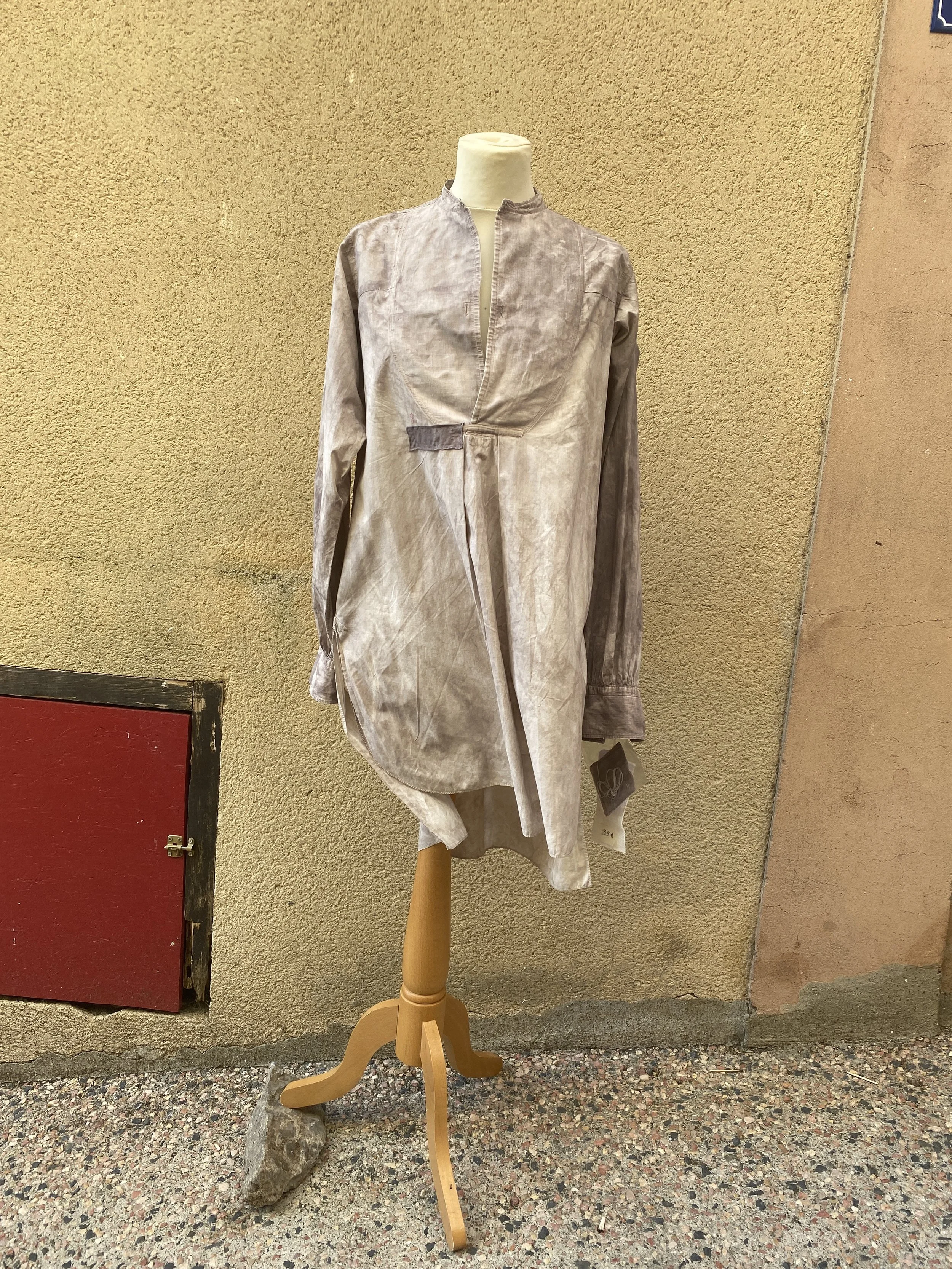 Mending shirt 003