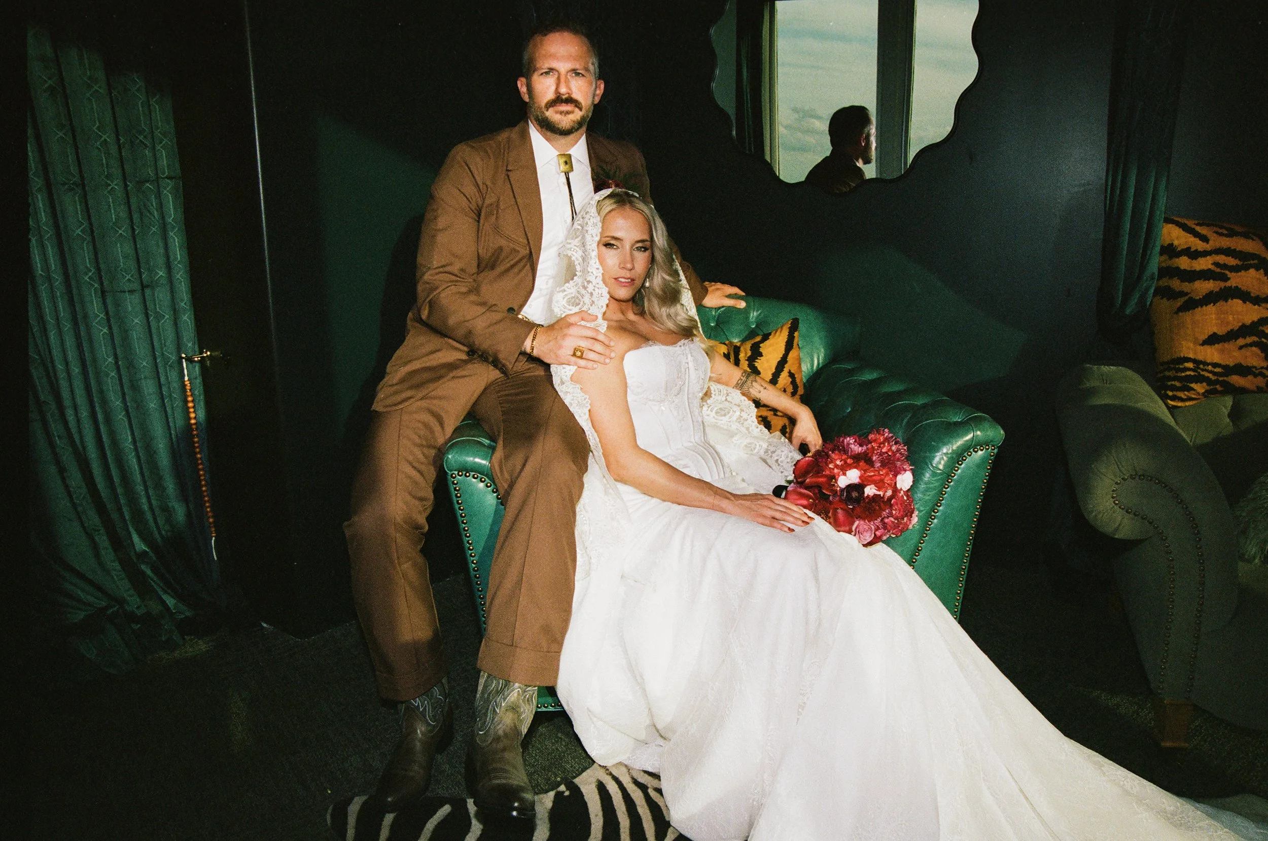 Last minute wedding photographer.jpg