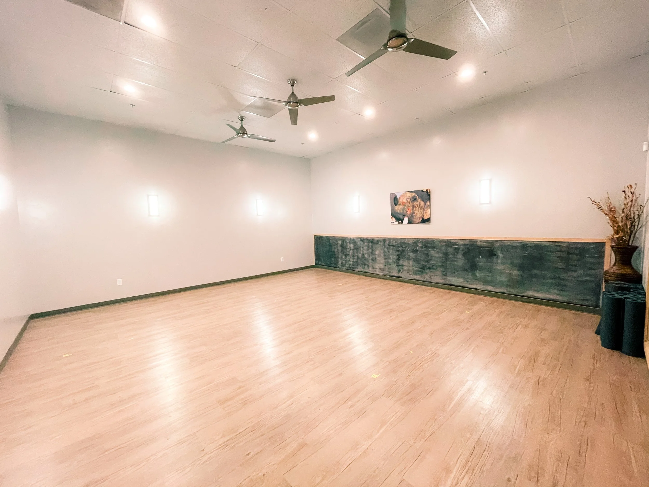 25 Love Big Room 1.jpg