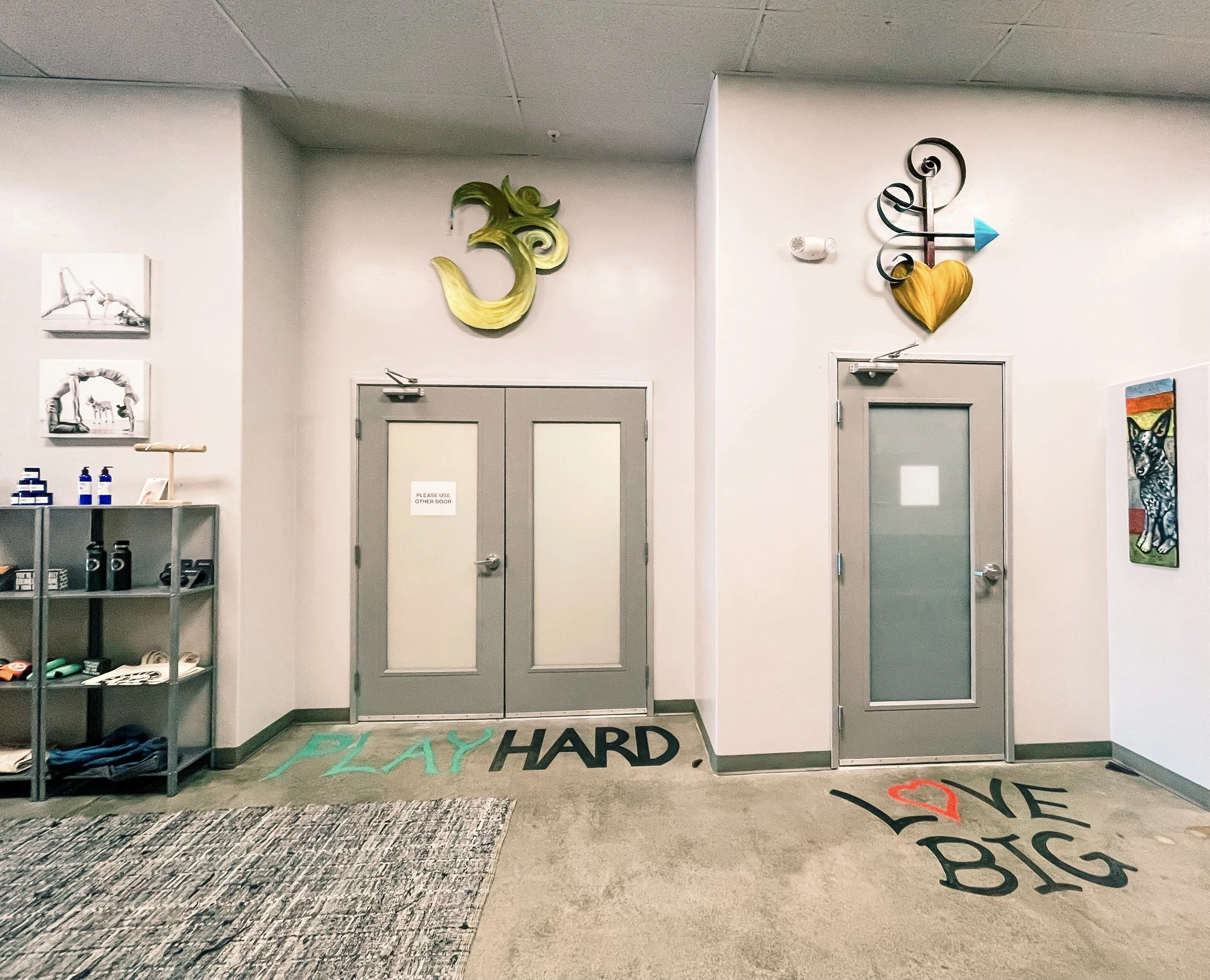 24 Front Of Play Hard & Love Big .jpg