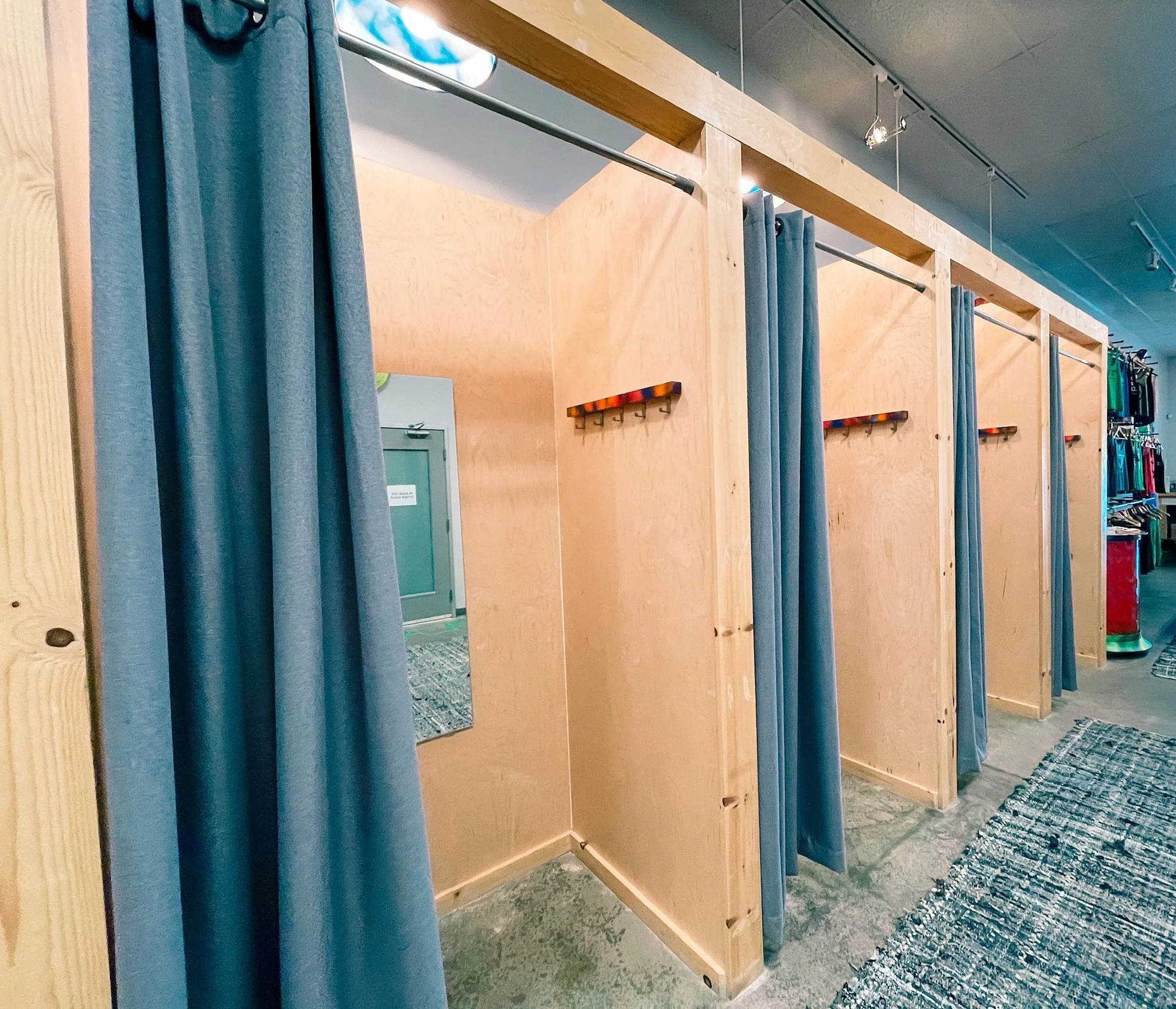 18 SDY Changeing Rooms #2.jpg