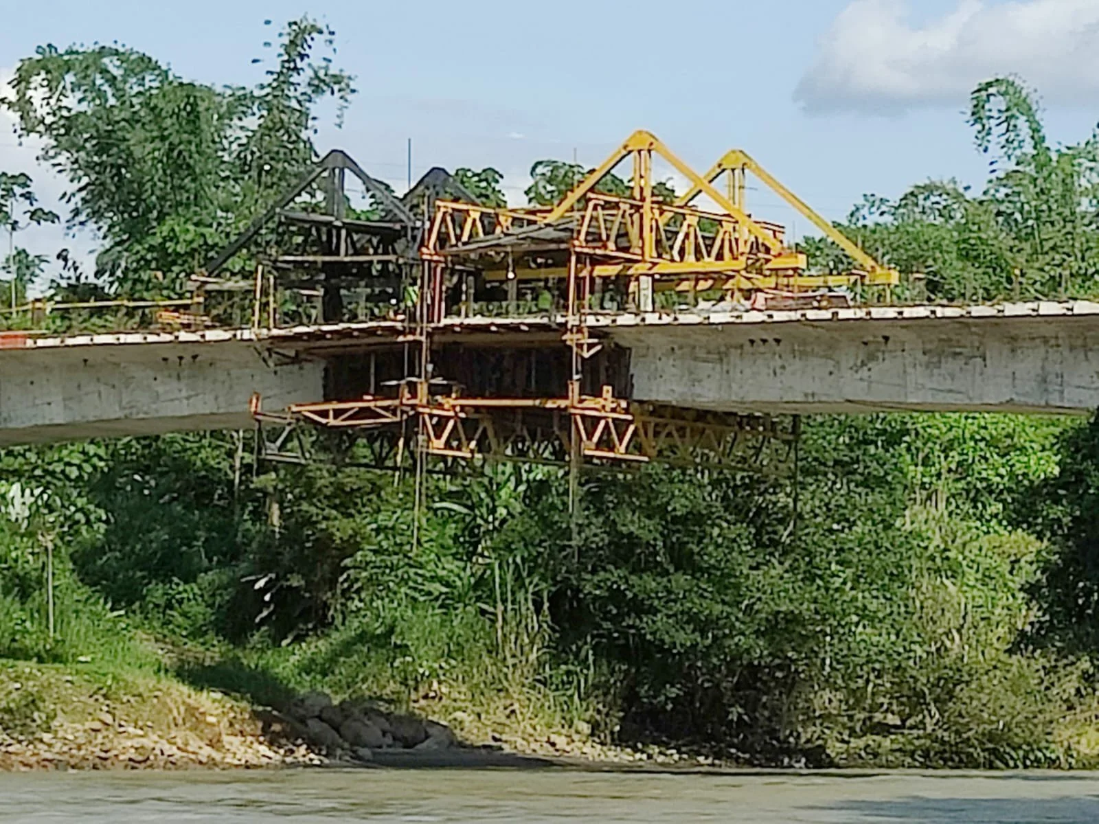 Puente Guayllabamba